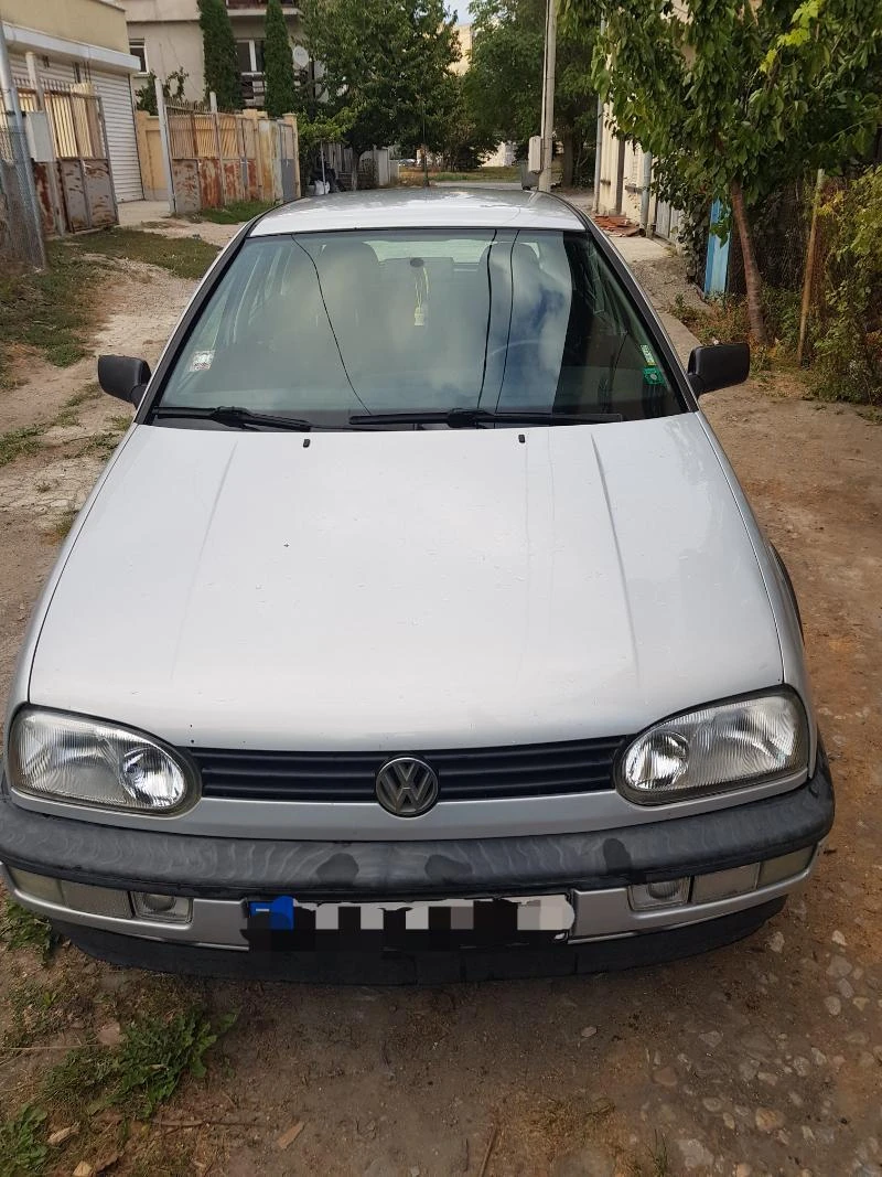 VW Golf 1.6GTI, снимка 1 - Автомобили и джипове - 40791212