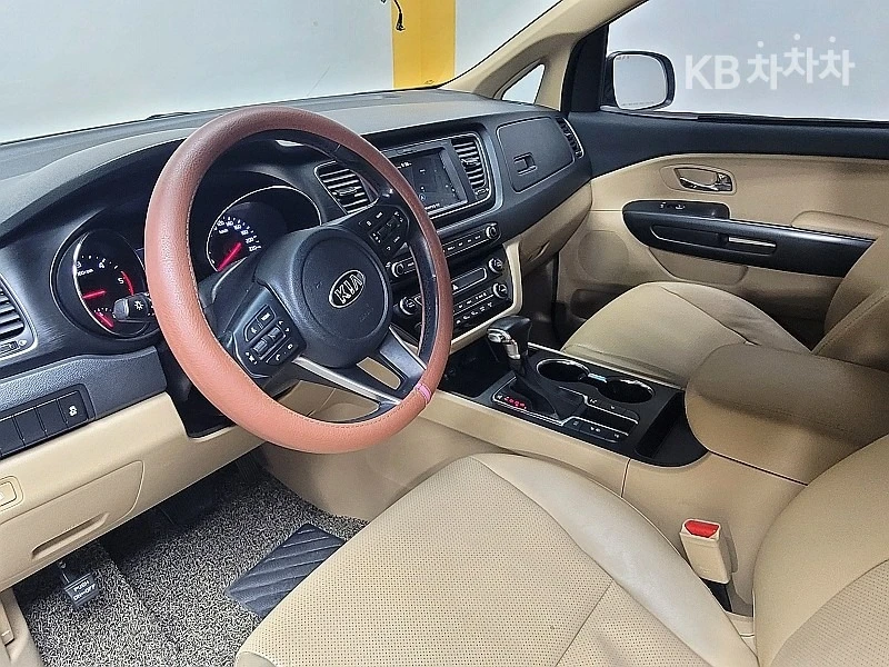 Kia Carnival 9 -seater 2.2 diesel luxury | Mobile.bg   5