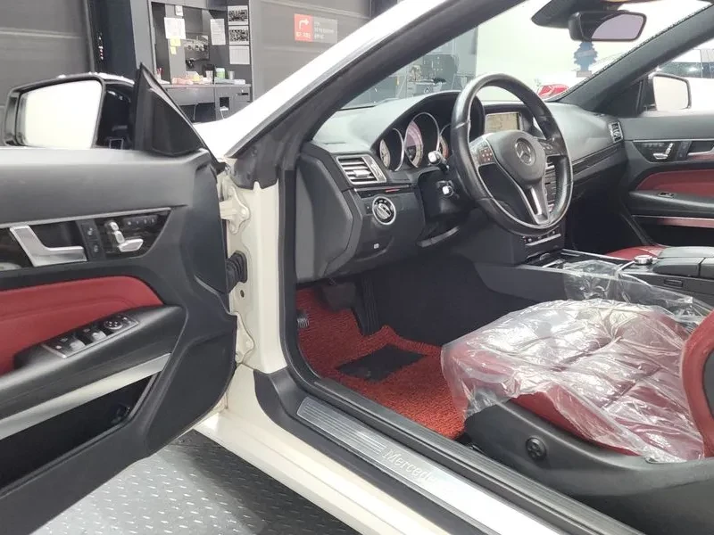 Mercedes-Benz E 200 CABRIOLET, снимка 10 - Автомобили и джипове - 55110652