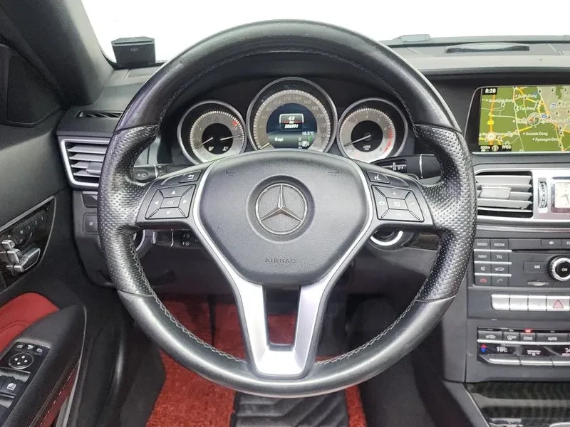 Mercedes-Benz E 200 CABRIOLET, снимка 13 - Автомобили и джипове - 55110652