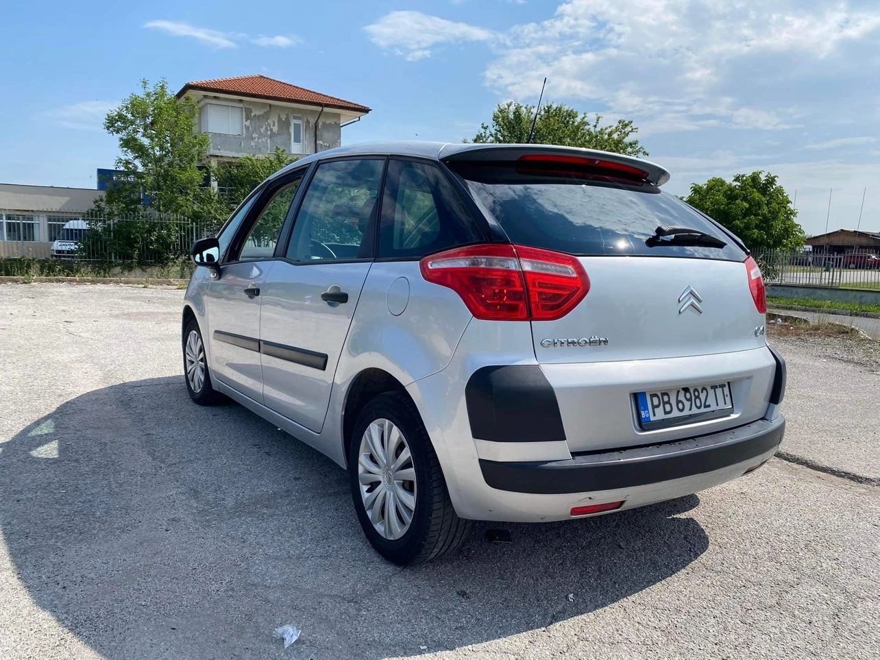 Citroen C4 Picasso 1.6 HDI - изображение 6