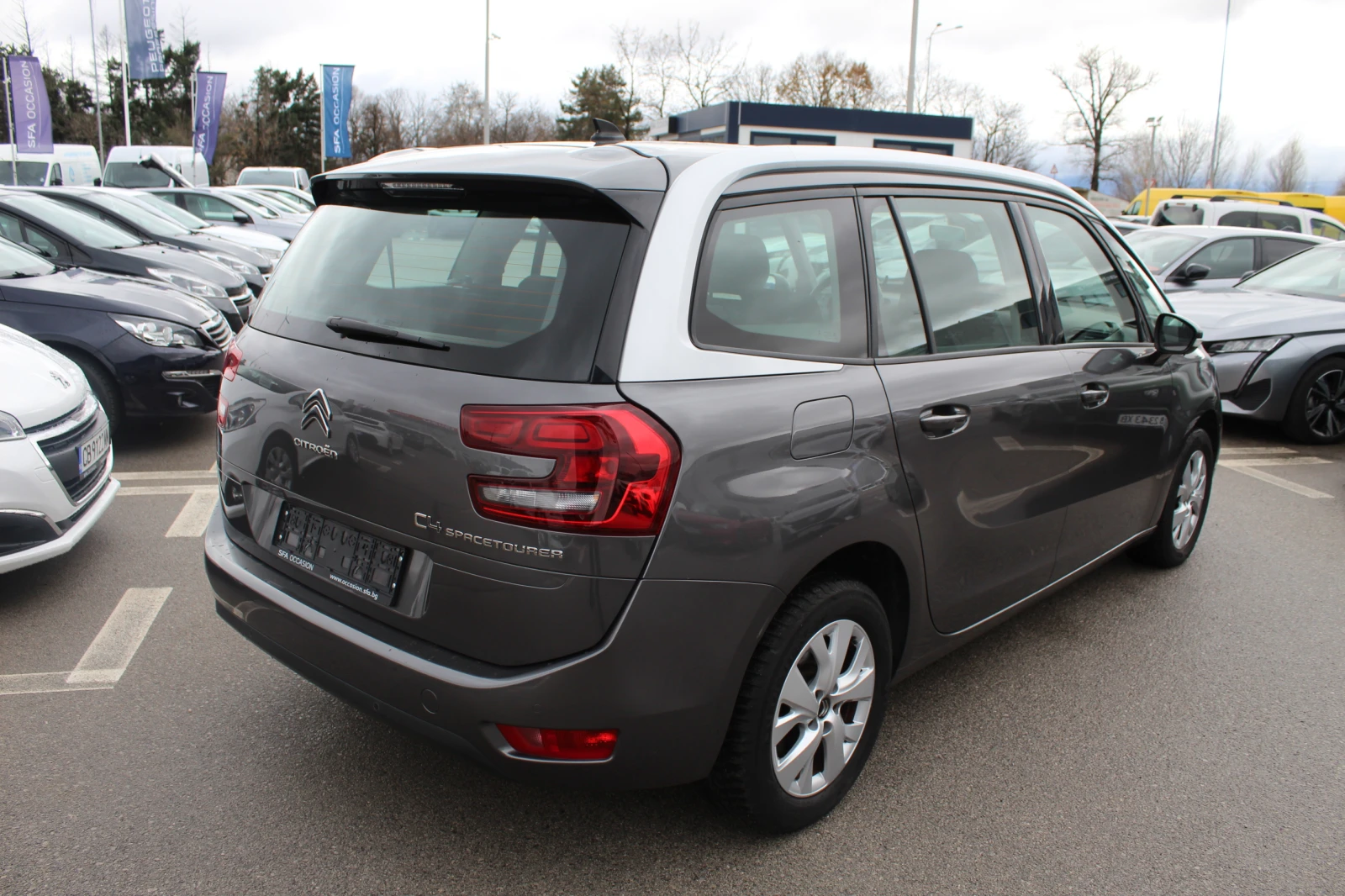 Citroen C4  SPACETOURER 1.2 PureTech 130 BVA8 Е6 - изображение 3