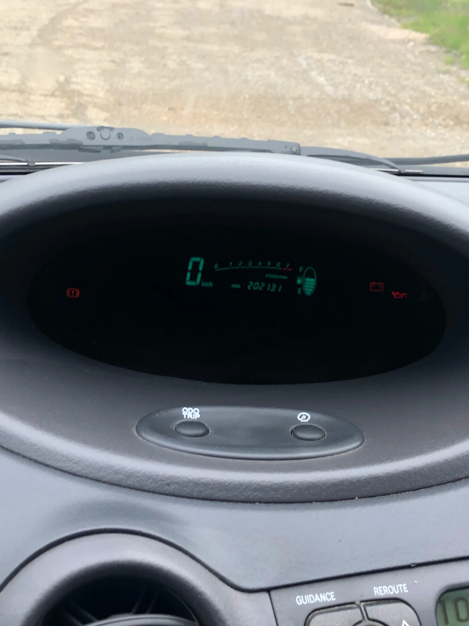 Toyota Yaris  - изображение 10