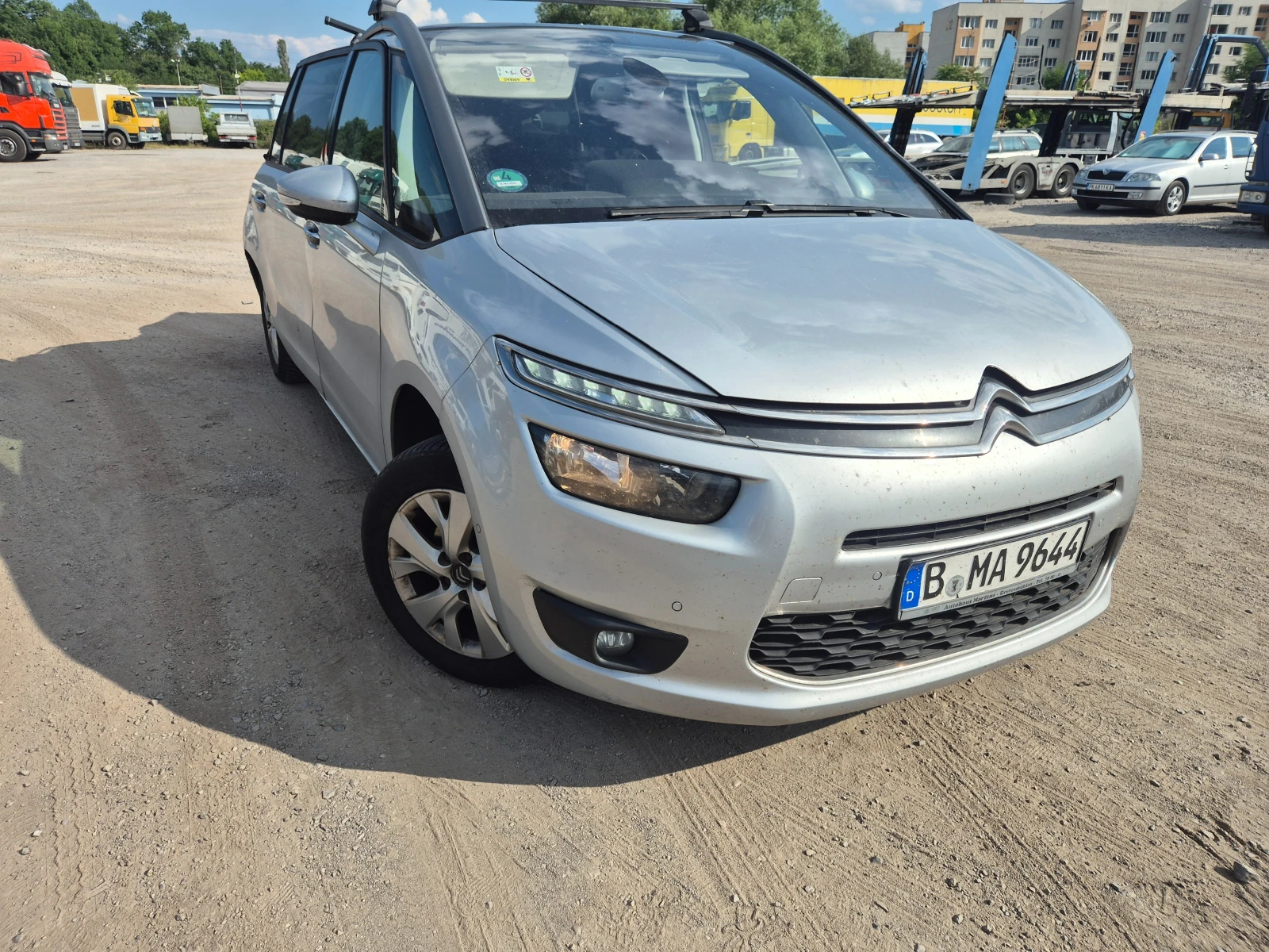 Citroen C4 Picasso 1.6 blueHDI - изображение 2