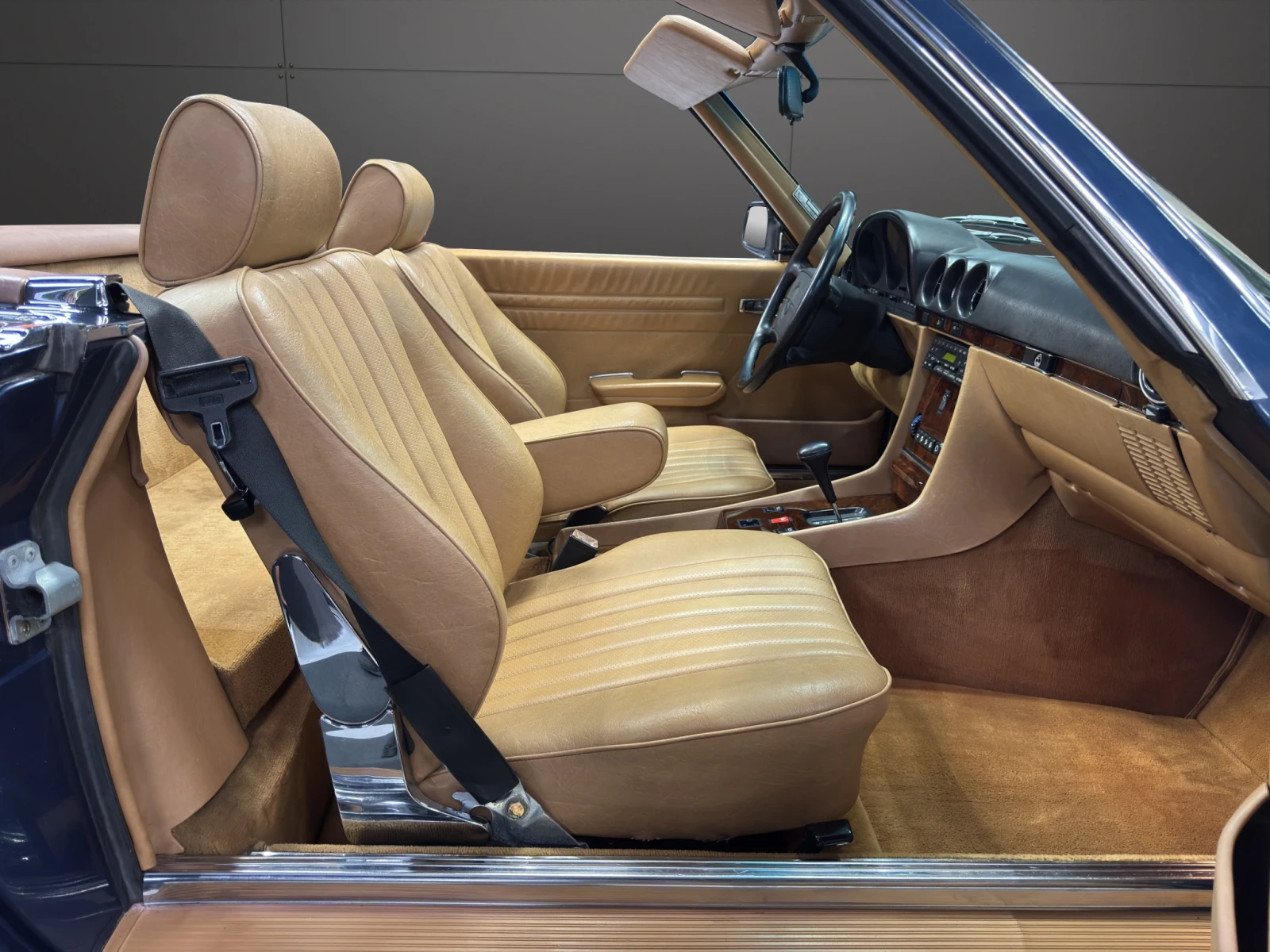 Mercedes-Benz 560 SL | Mobile.bg   14