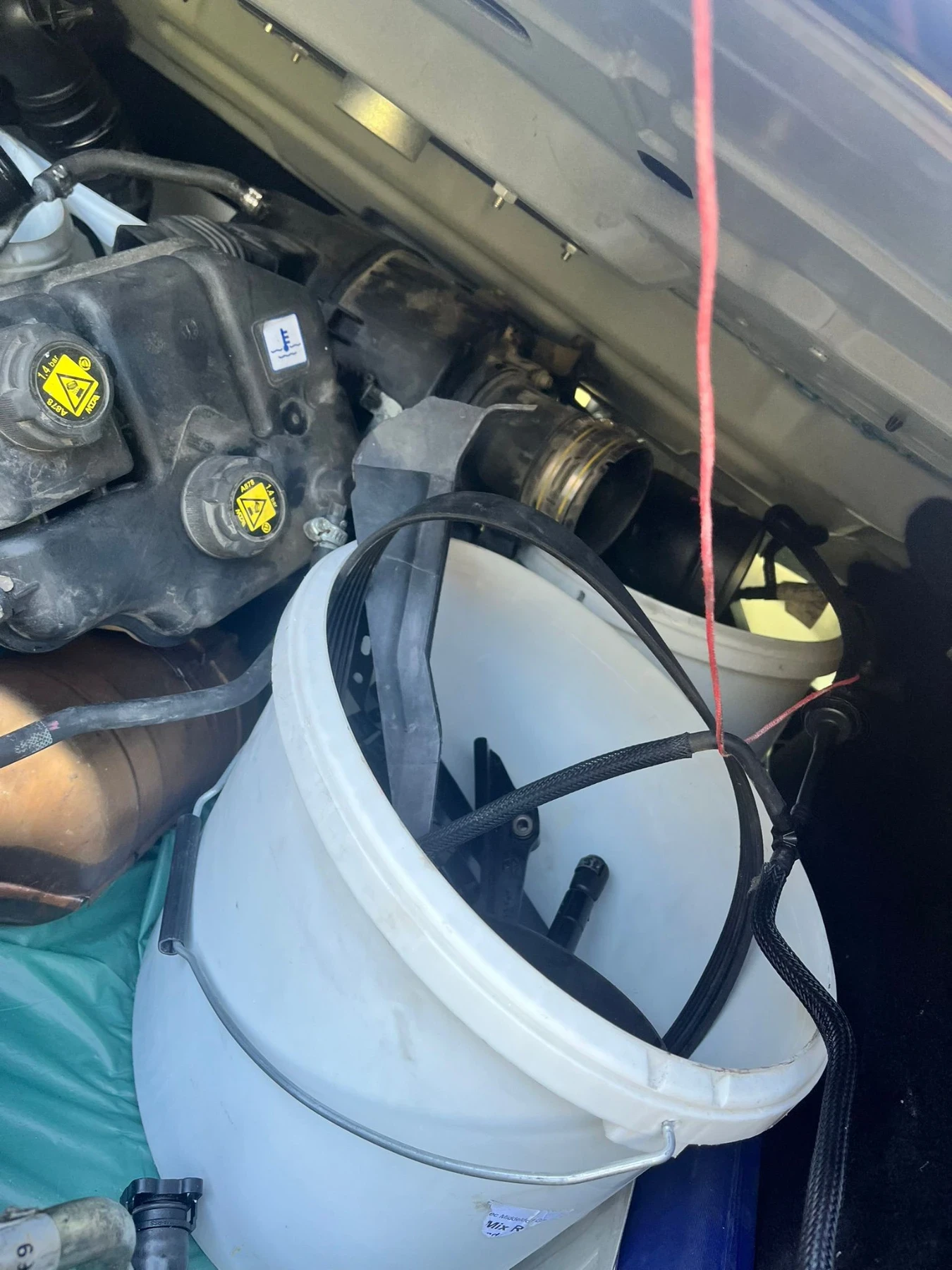 Maserati Ghibli Лимозина - изображение 9