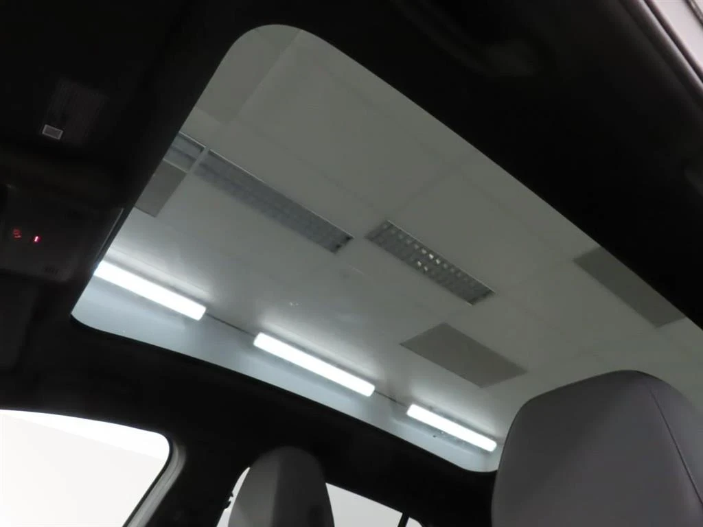 VW ID.4 1ST MAX 77 KWH / SOH90% / ГАРАНЦИЯ / ОЧАКВАН ВНОС - изображение 7