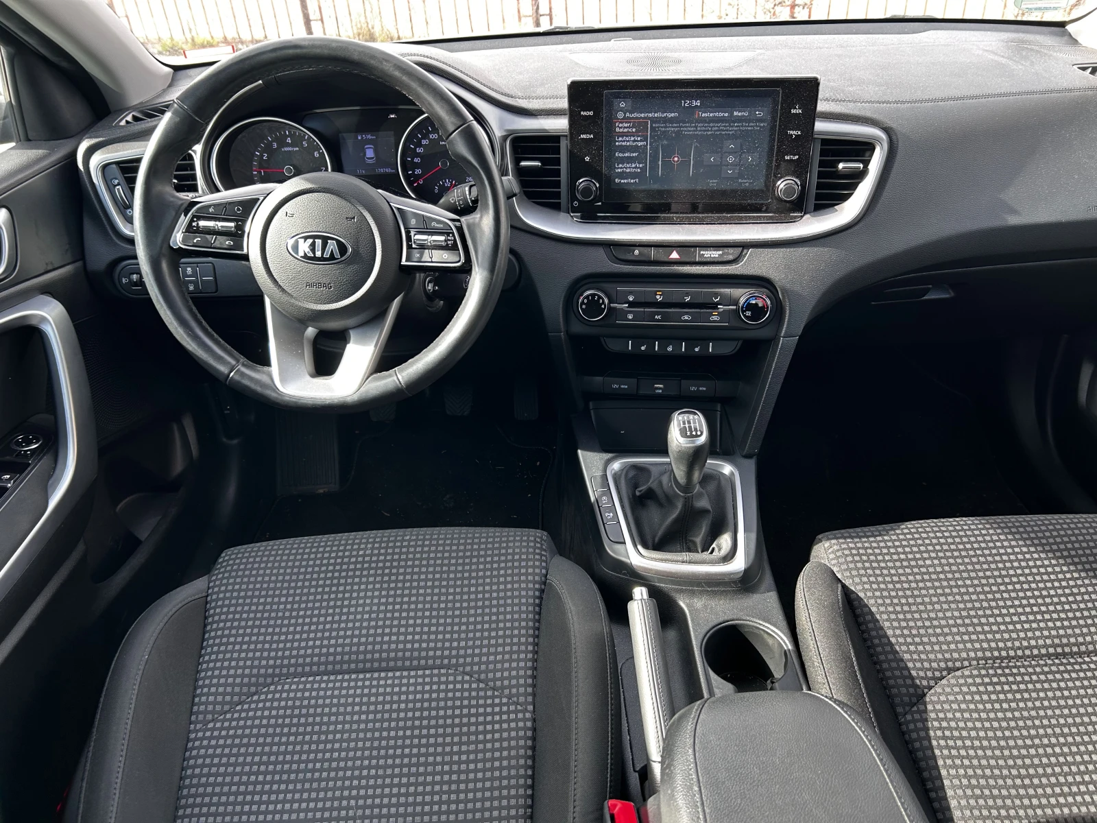 Kia Ceed 1.0 TGDI | Mobile.bg � ����������� 11