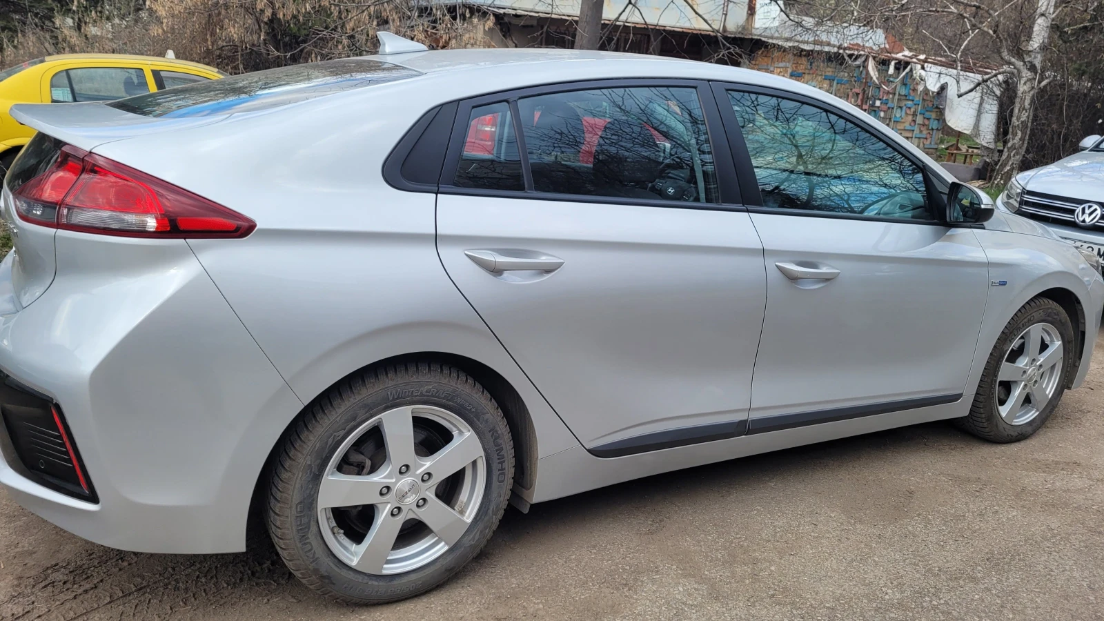 Hyundai Ioniq 1.6 Plug In Hybrid , снимка 7 - Автомобили и джипове - 54058908