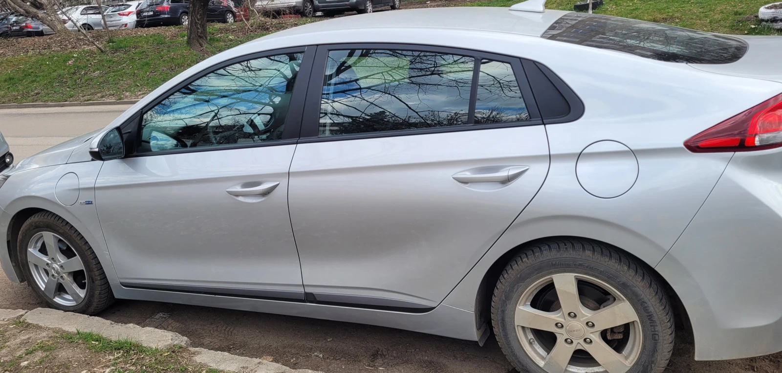 Hyundai Ioniq 1.6 Plug In Hybrid , снимка 8 - Автомобили и джипове - 54058908