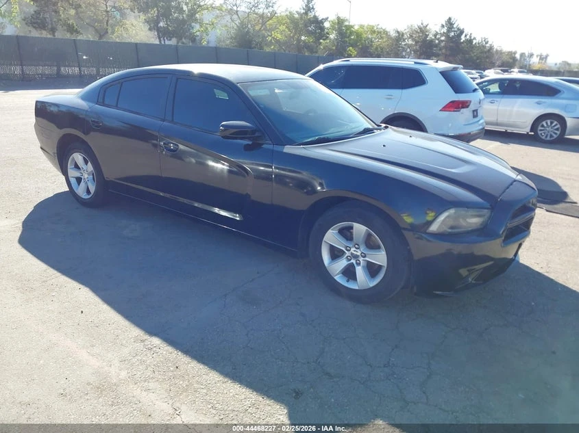 Dodge Charger 3.6L V-6 DOHC, VVT, 292HP Rear Wheel Drive | Mobile.bg � ����������� 1