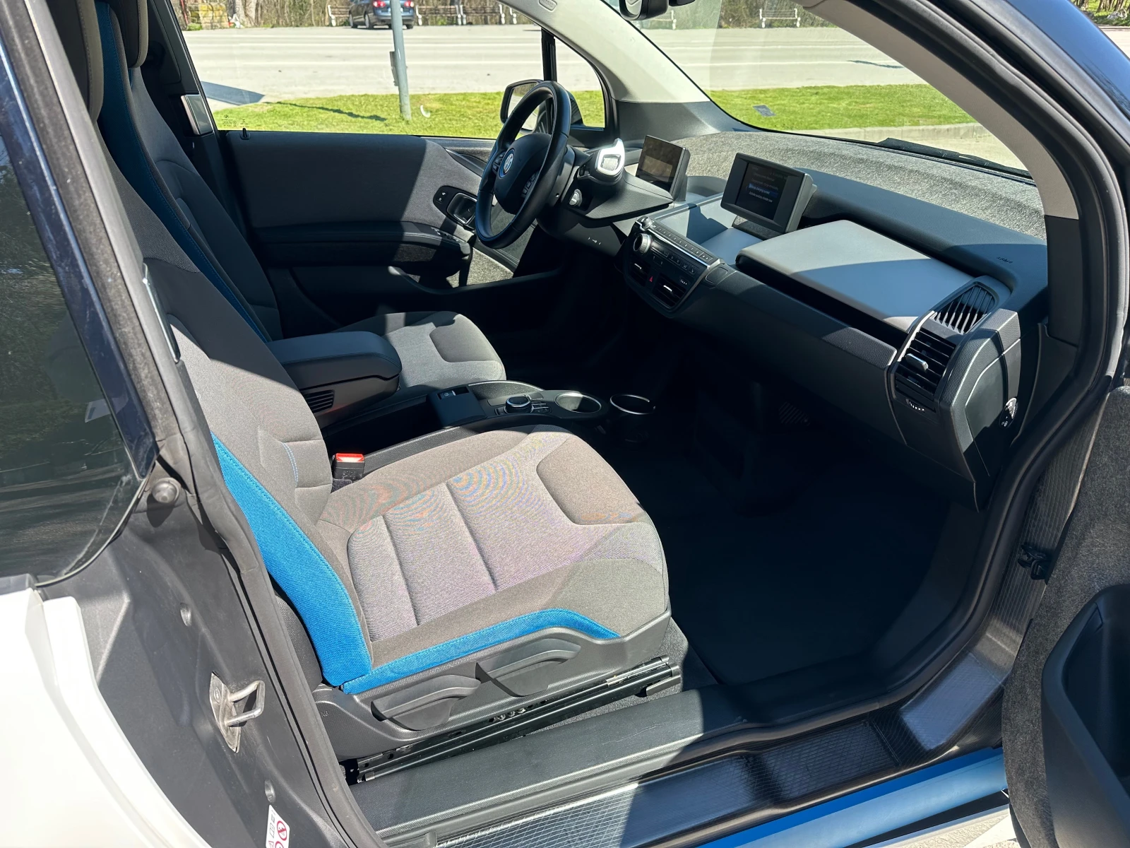 BMW i3 42kWh, снимка 14 - Автомобили и джипове - 54138848