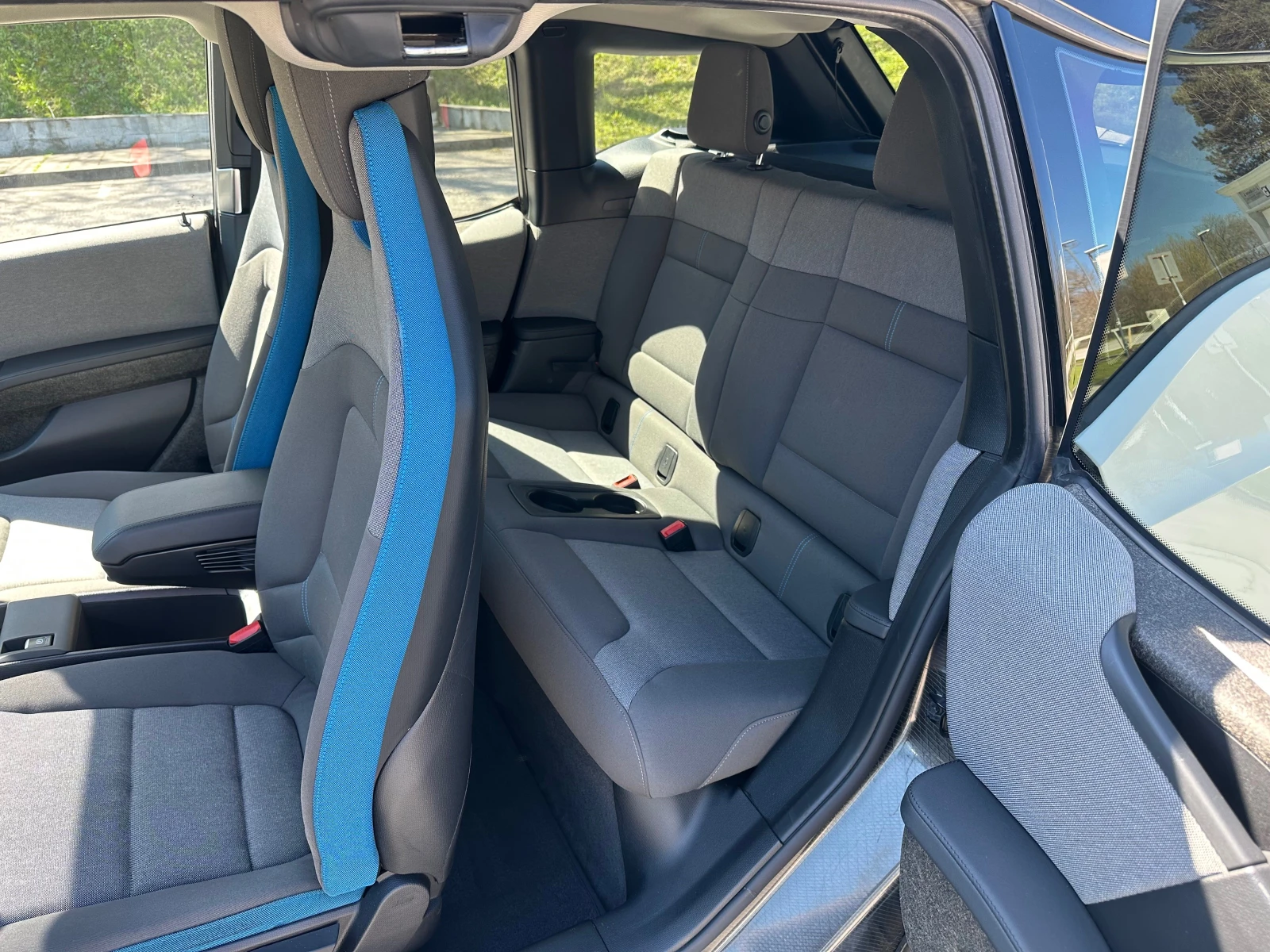 BMW i3 42kWh, снимка 11 - Автомобили и джипове - 54138848