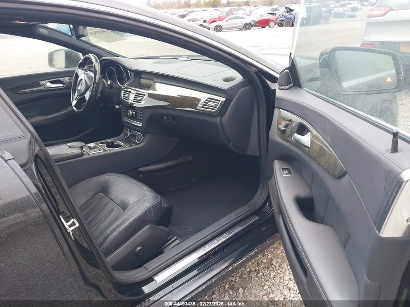Mercedes-Benz CLS 550 4.6L V-8 DI, DOHC, VVT, TURBO, 402HP Rear Wheel | Mobile.bg � ����������� 5