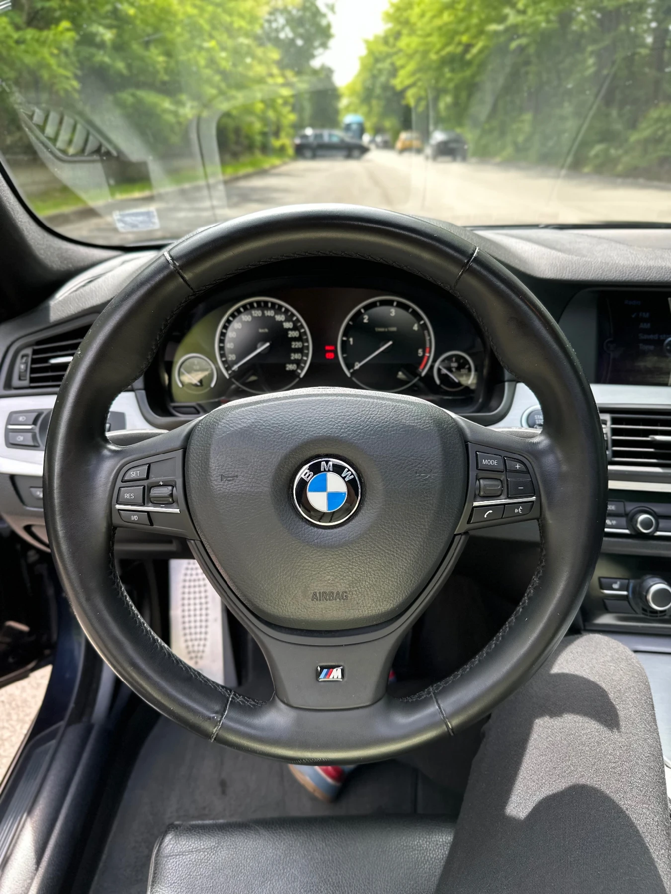 BMW 530 X drive, снимка 7 - Автомобили и джипове - 54305191