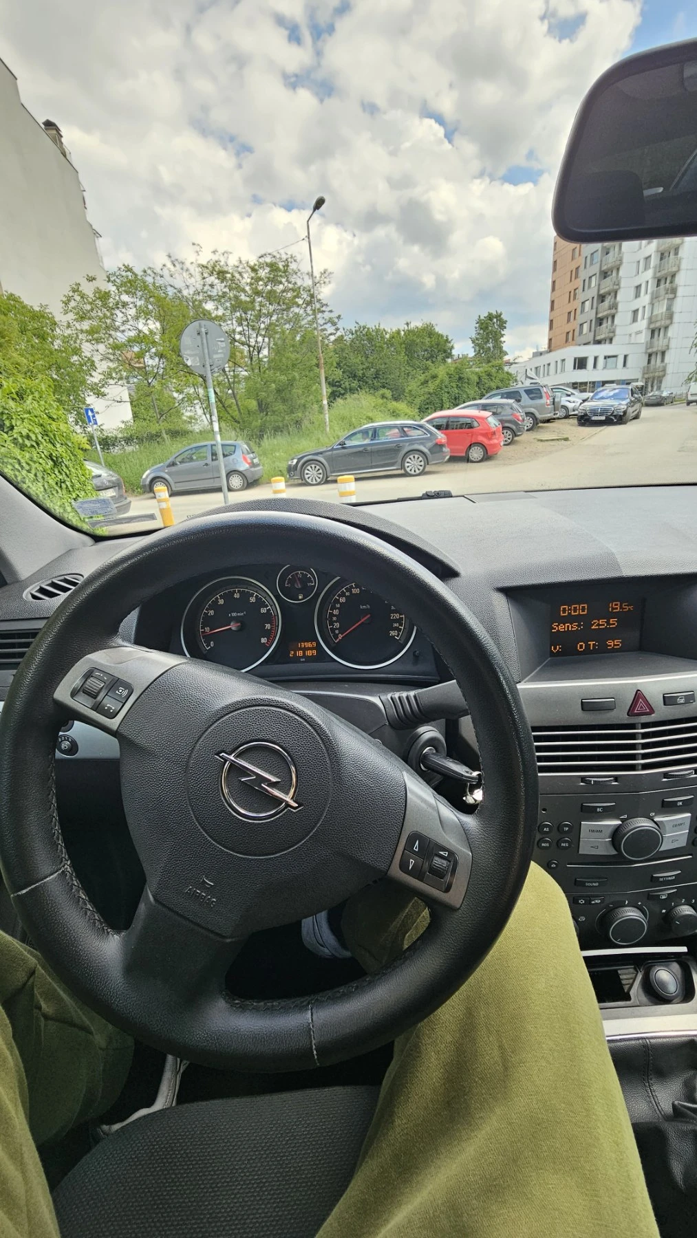 Opel Astra, снимка 9 - Автомобили и джипове - 54565518