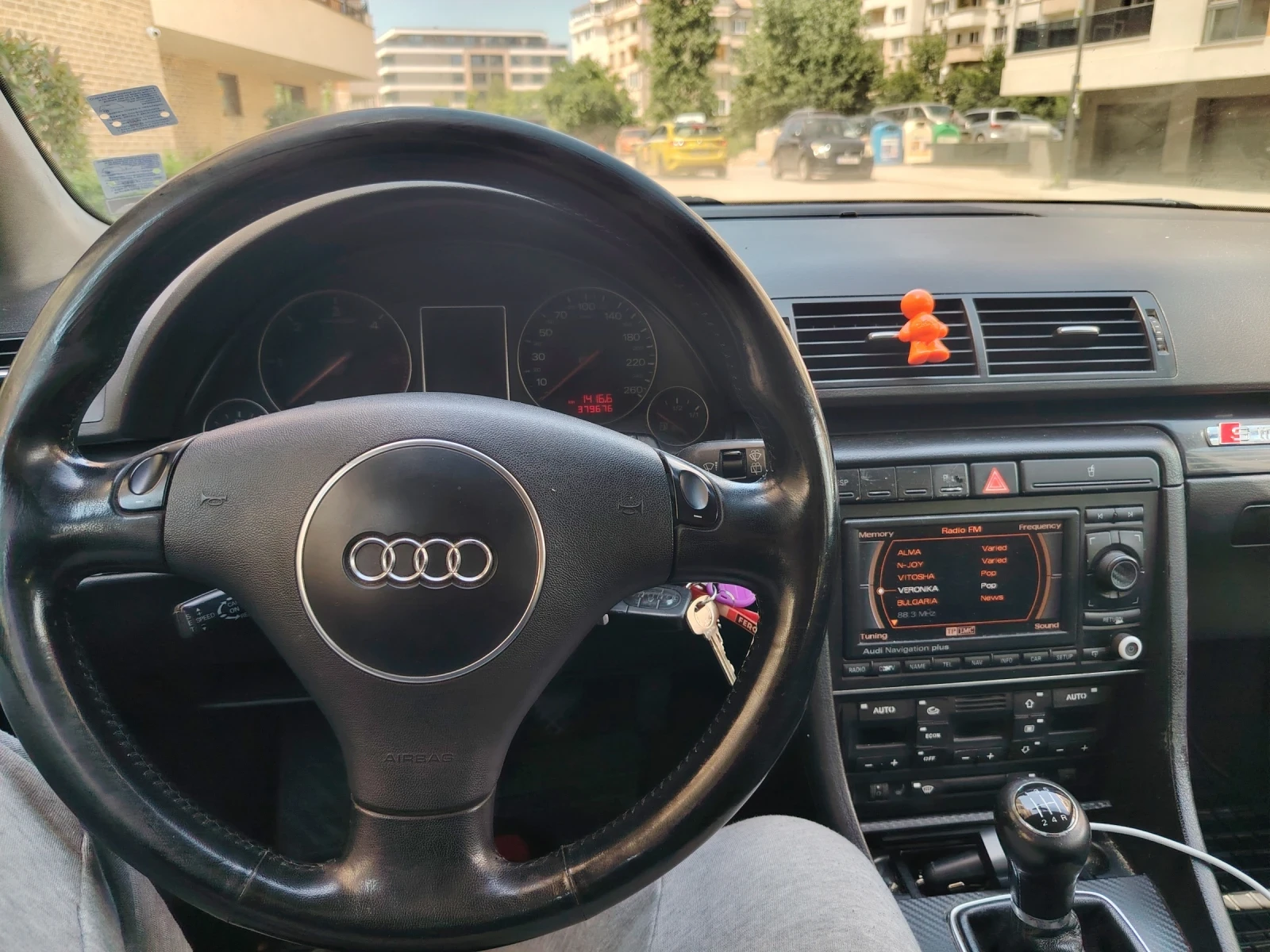 Audi A4 131 кожа навигация , снимка 6 - Автомобили и джипове - 54699671