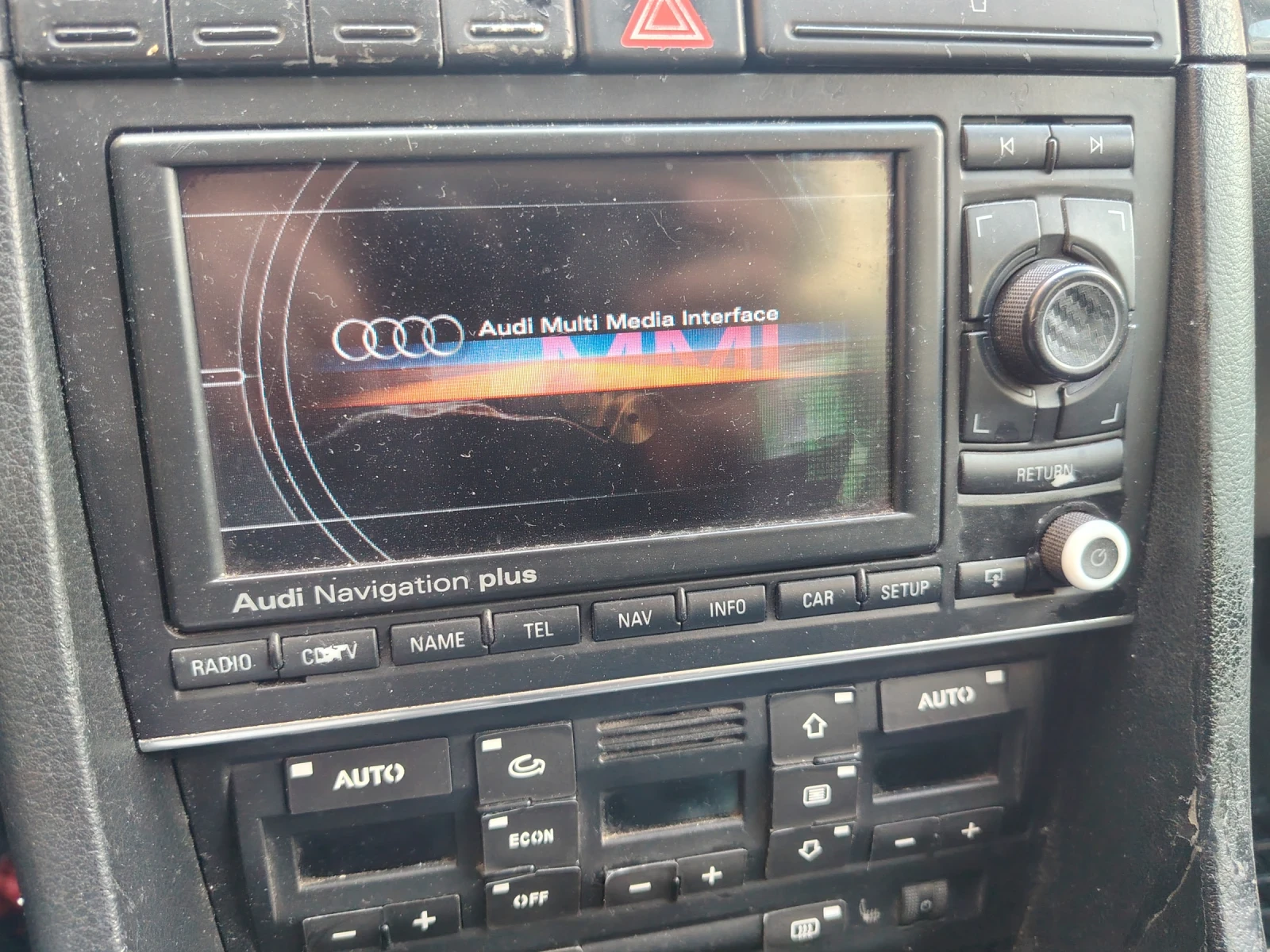Audi A4 131 кожа навигация , снимка 5 - Автомобили и джипове - 54699671