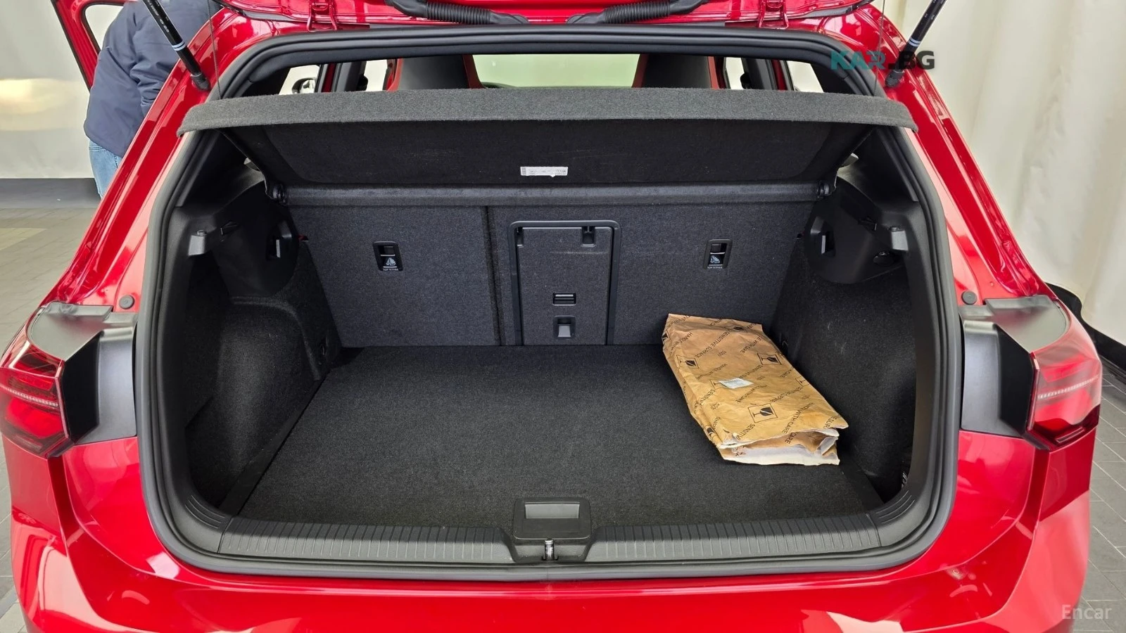 VW Golf GTI/2.0T/8TH GEN/KAMEPA, снимка 17 - Автомобили и джипове - 54827873