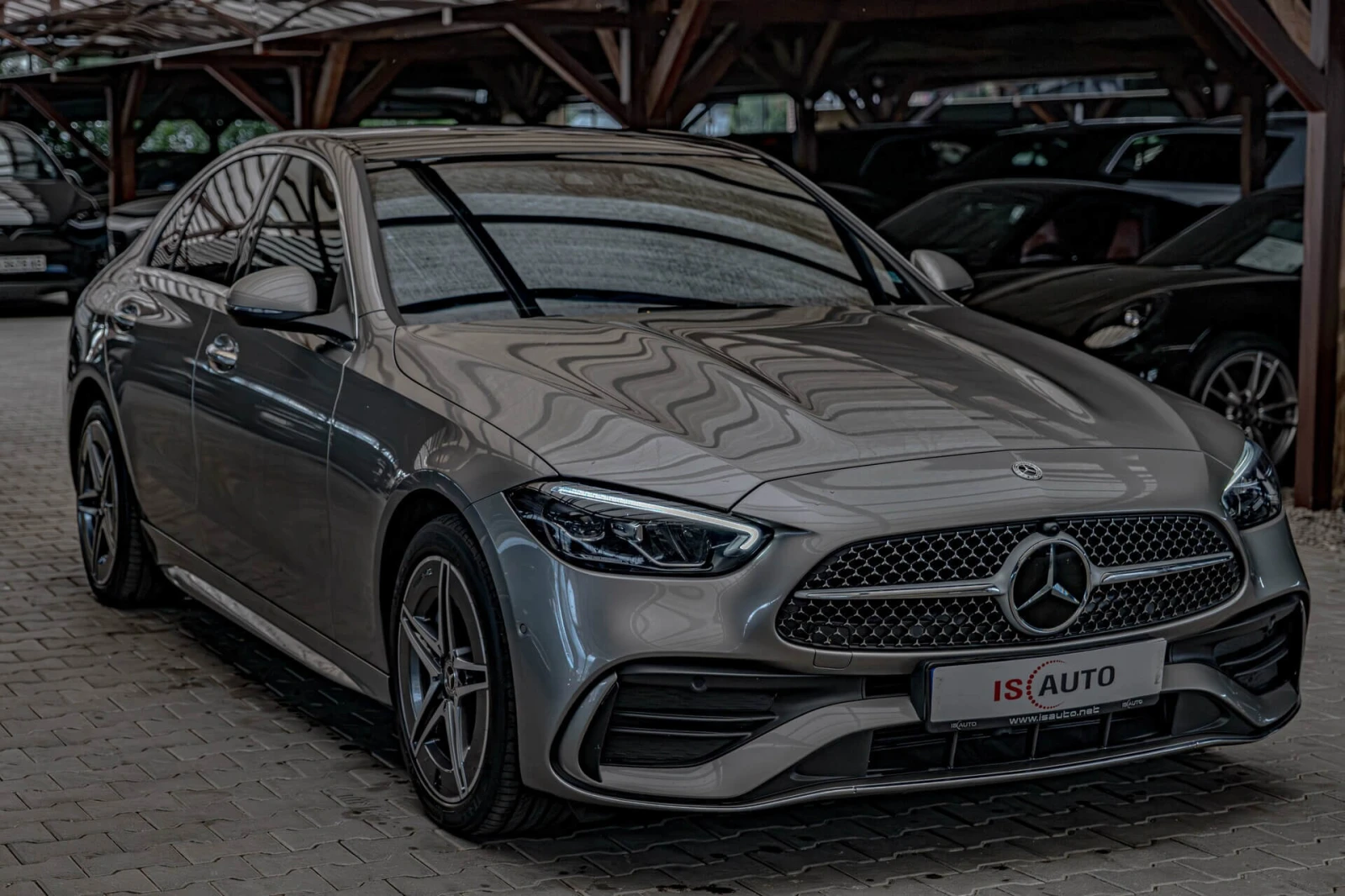 Mercedes-Benz C 400 e/AMG Line/4Matic/Ambient/Камера/MBUX/Панорама, снимка 2 - Автомобили и джипове - 54896729