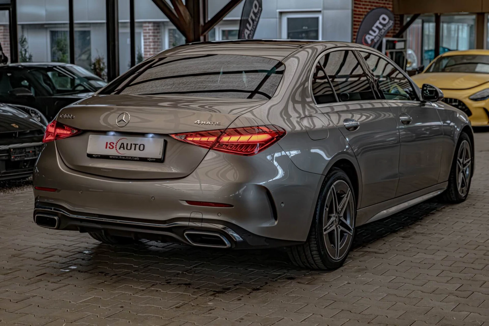 Mercedes-Benz C 400 e/AMG Line/4Matic/Ambient/Камера/MBUX/Панорама, снимка 6 - Автомобили и джипове - 54896729
