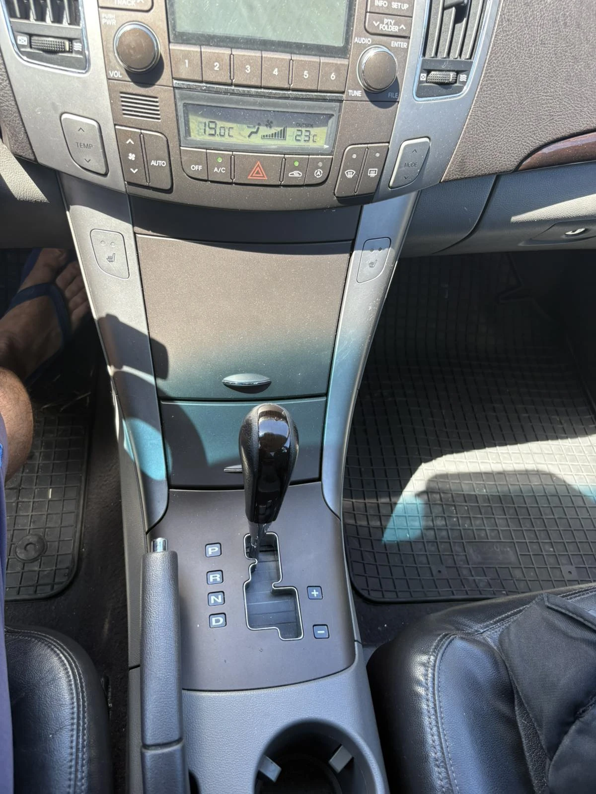 Hyundai Sonata, снимка 6 - Автомобили и джипове - 55080769