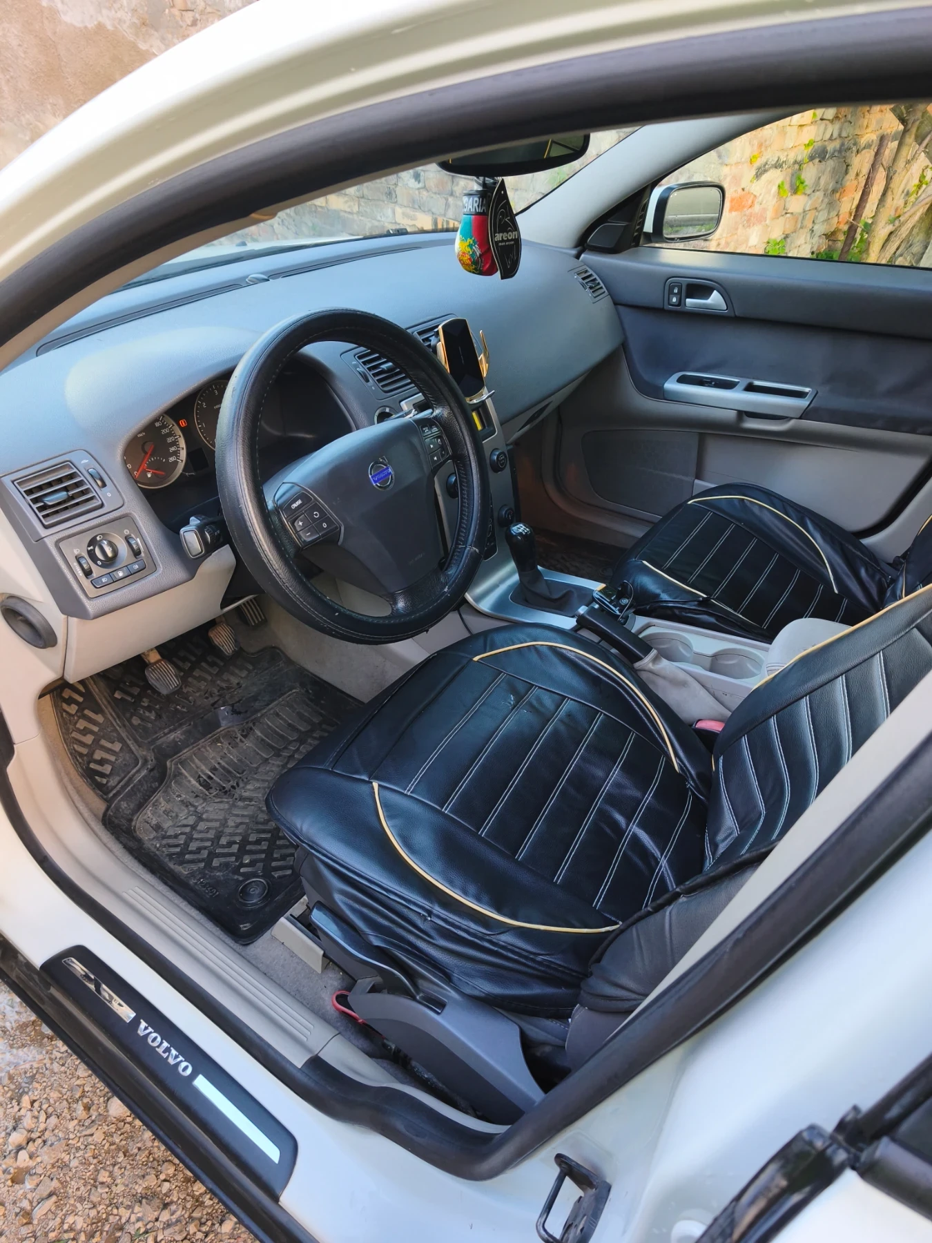 Volvo V50 1.6hdi, снимка 7 - Автомобили и джипове - 55118639