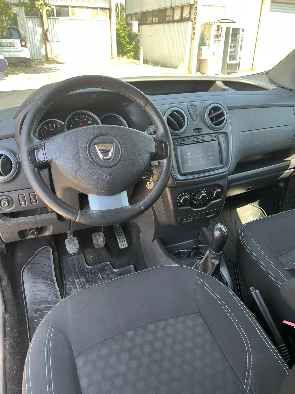 Dacia Dokker, снимка 9 - Автомобили и джипове - 55164849
