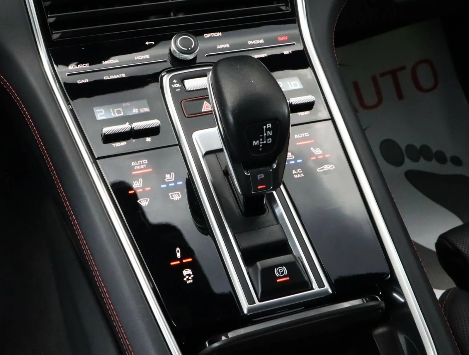 Porsche Panamera Turbo S/PDLS+ /PDK/PDCC SPORT/PCCB/Soft Close/HuD, снимка 10 - Автомобили и джипове - 55233418