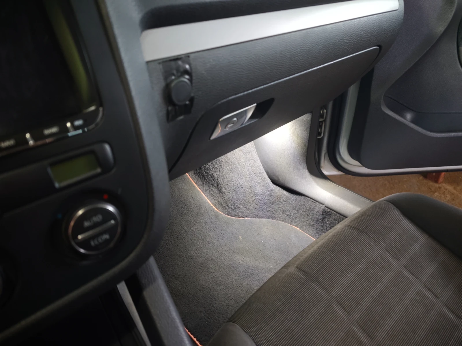 VW Golf, снимка 9 - Автомобили и джипове - 55584445