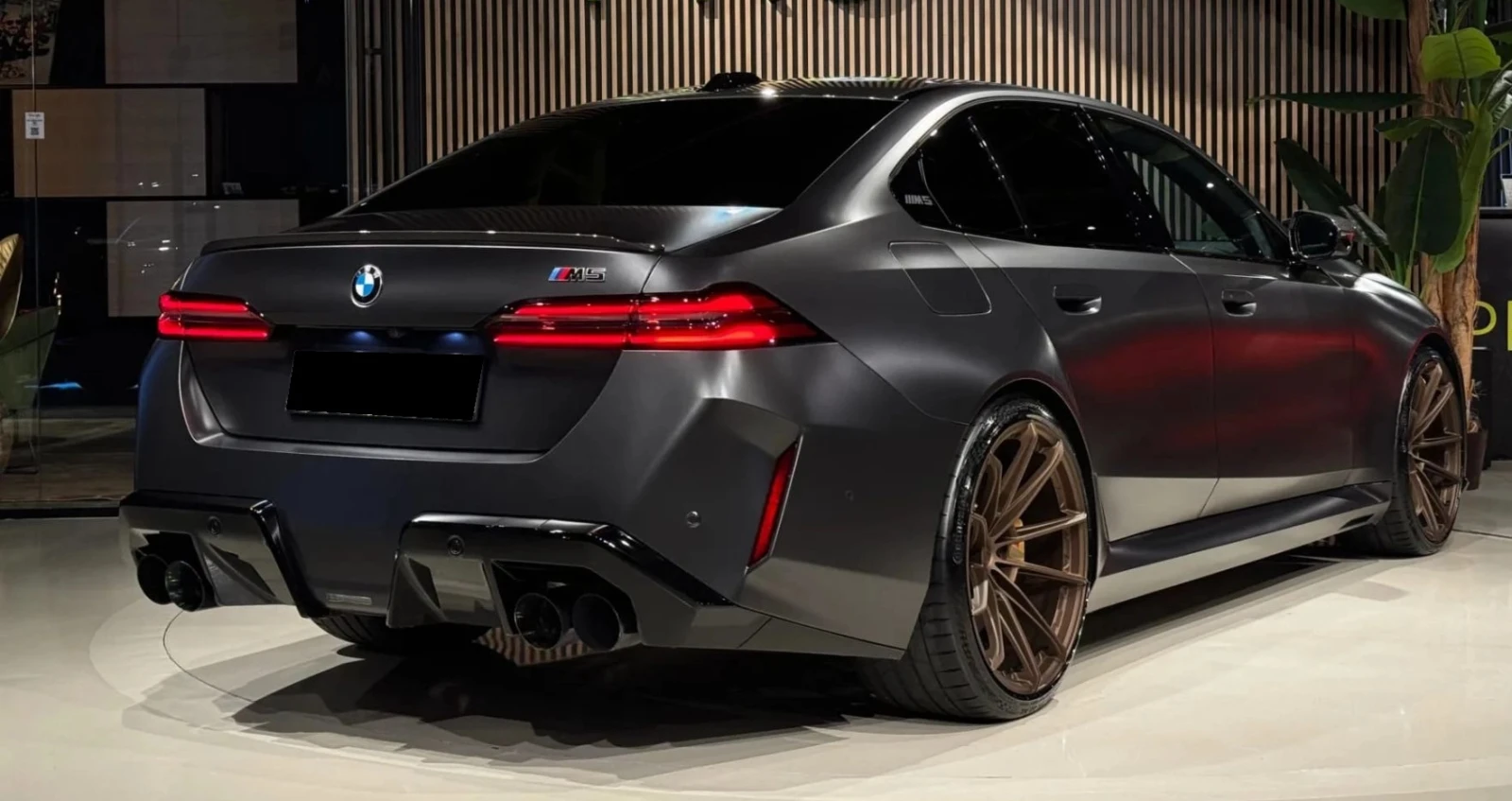 BMW M5 4.4 V8 Plug-in CarBahn Stage 2, снимка 2 - Автомобили и джипове - 56231990