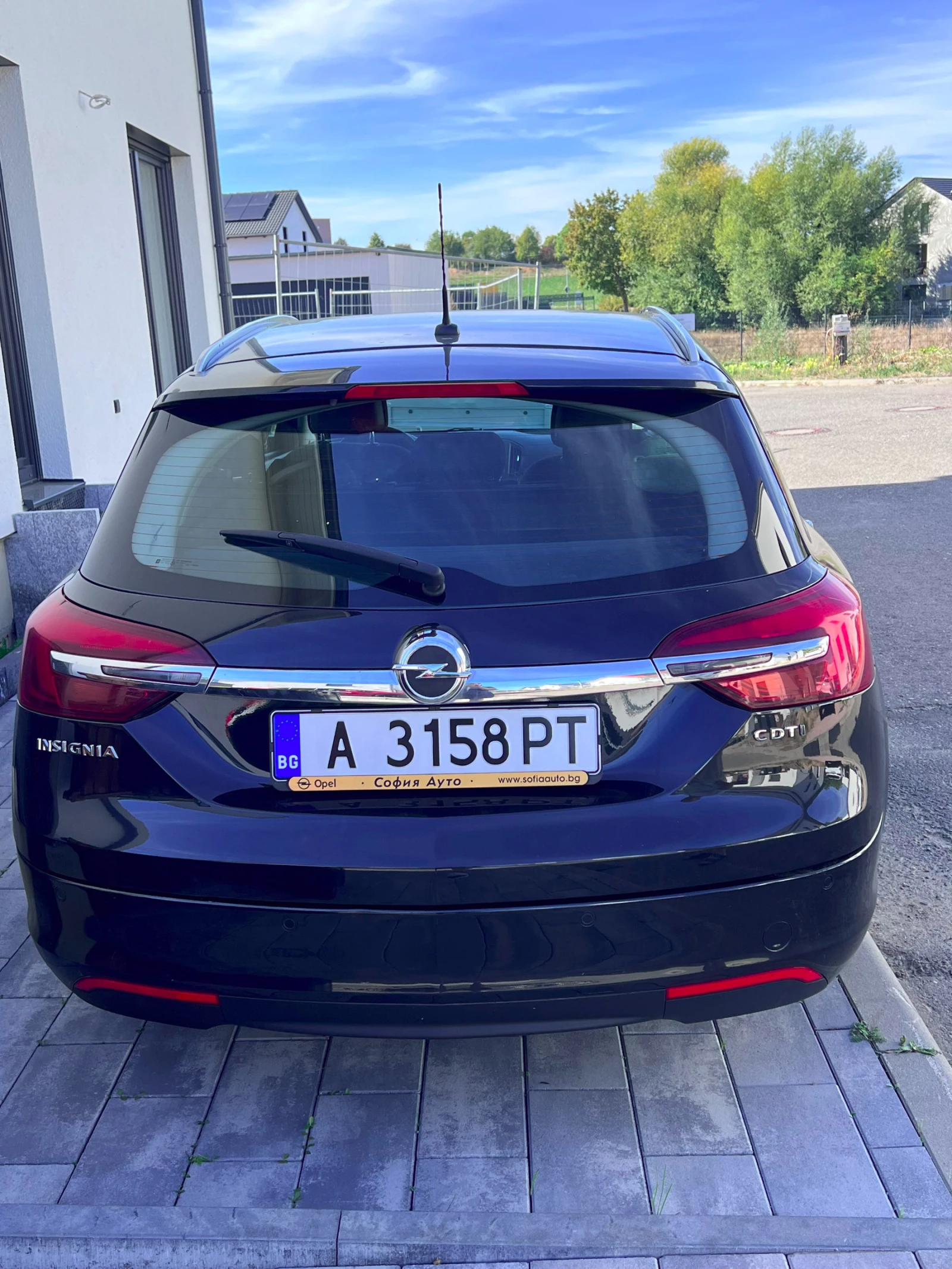 Opel Insignia 2.0 CDTI Фейслифт, снимка 4 - Автомобили и джипове - 56233630