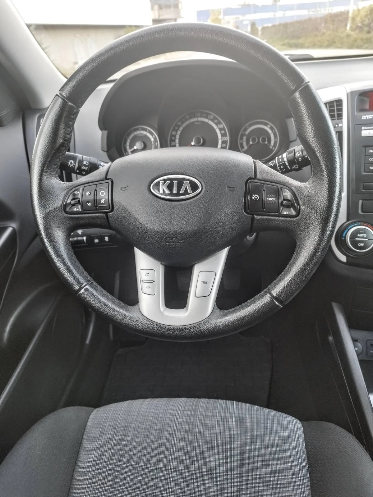 Kia Ceed 1 СОБСТВЕНИК | РЕАЛЕН ПРОБЕГ | КЛИМАТРОНИК | , снимка 12 - Автомобили и джипове - 56299559