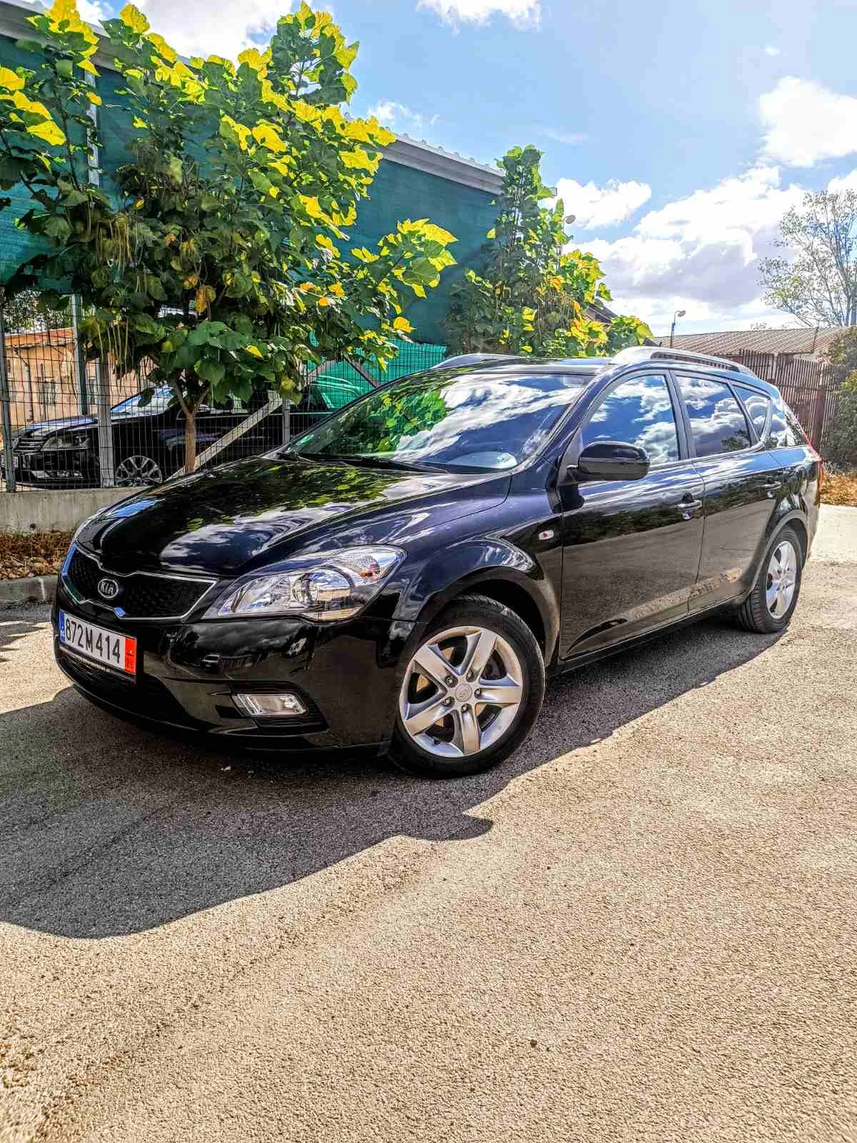 Kia Ceed 1 СОБСТВЕНИК | РЕАЛЕН ПРОБЕГ | КЛИМАТРОНИК | , снимка 4 - Автомобили и джипове - 56299559