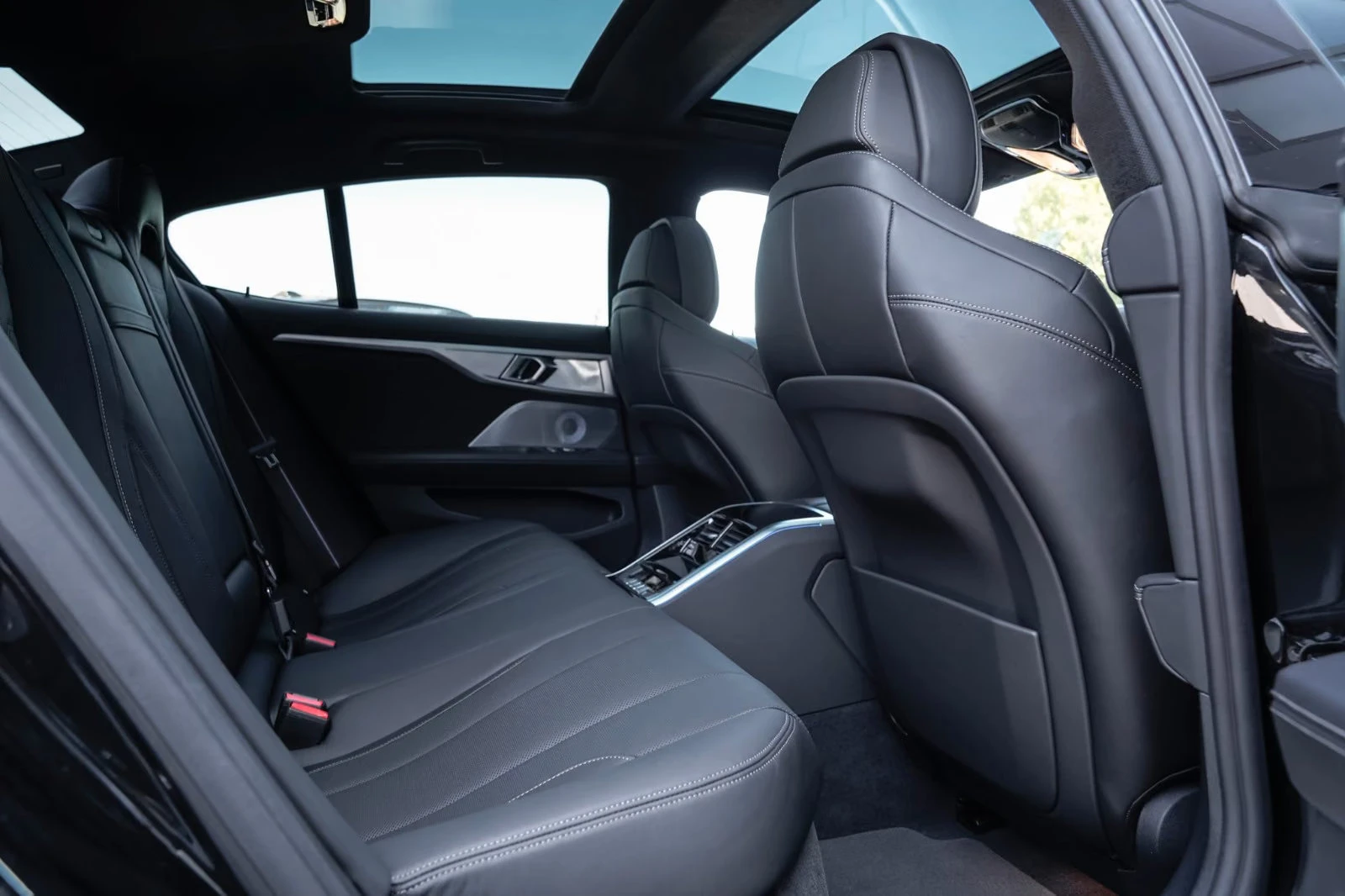BMW 840 xDRIVE/340HP/PANO/LASER/B&W/360/VENT/966z | Mobile.bg � ����������� 11