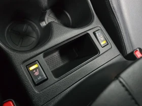 Nissan X-trail 2.5 Бензин 4x4, снимка 9