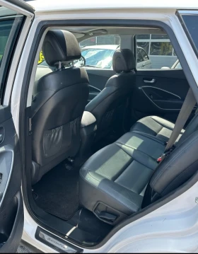 Обява за продажба на Hyundai Santa fe Ударена, но в движение, само външни щети ~13 900 лв. - изображение 2 | Auto.bg Обява за продажба на Hyundai Santa fe Ударена, но в движение, само външни щети ~13 900 лв. - изображение 2