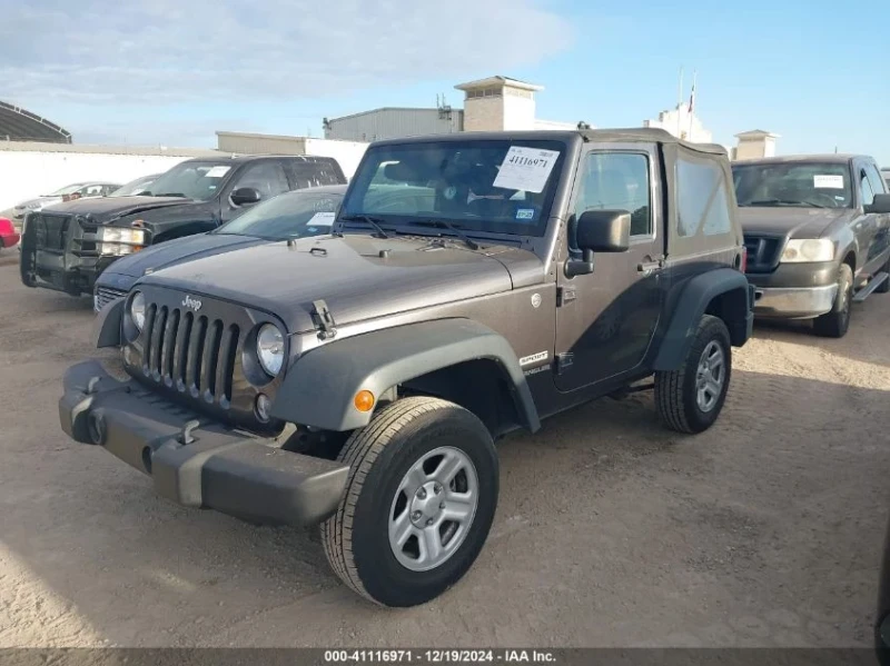 Jeep Wrangler, снимка 2 - Автомобили и джипове - 49088764