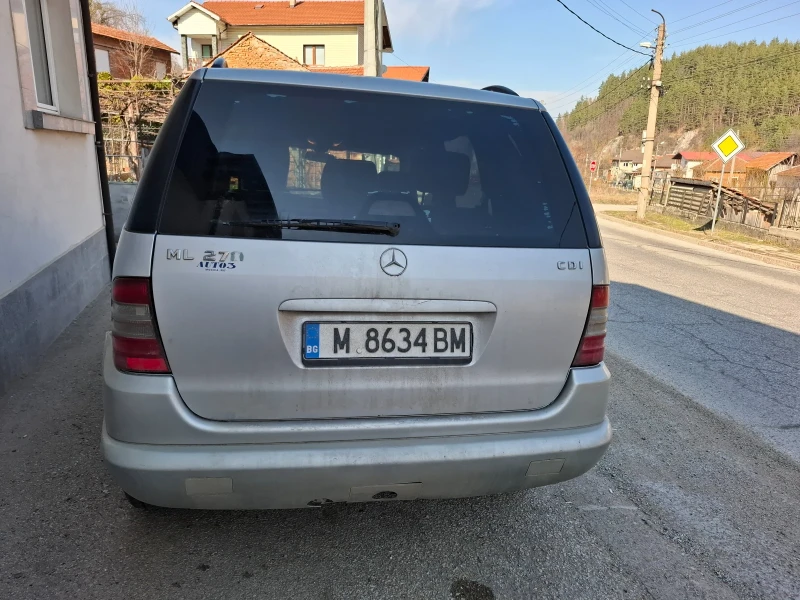 Mercedes-Benz ML 270, снимка 3 - Автомобили и джипове - 49415675