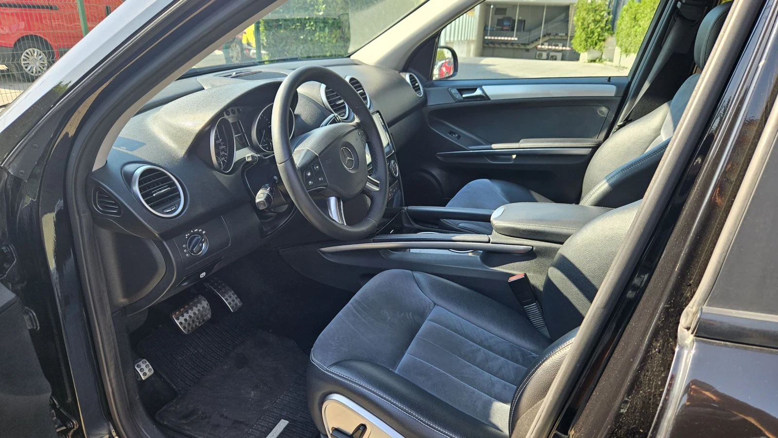 Mercedes-Benz ML 320 CDI* Sport* 4Matik* Touch screen* New tyres - изображение 8