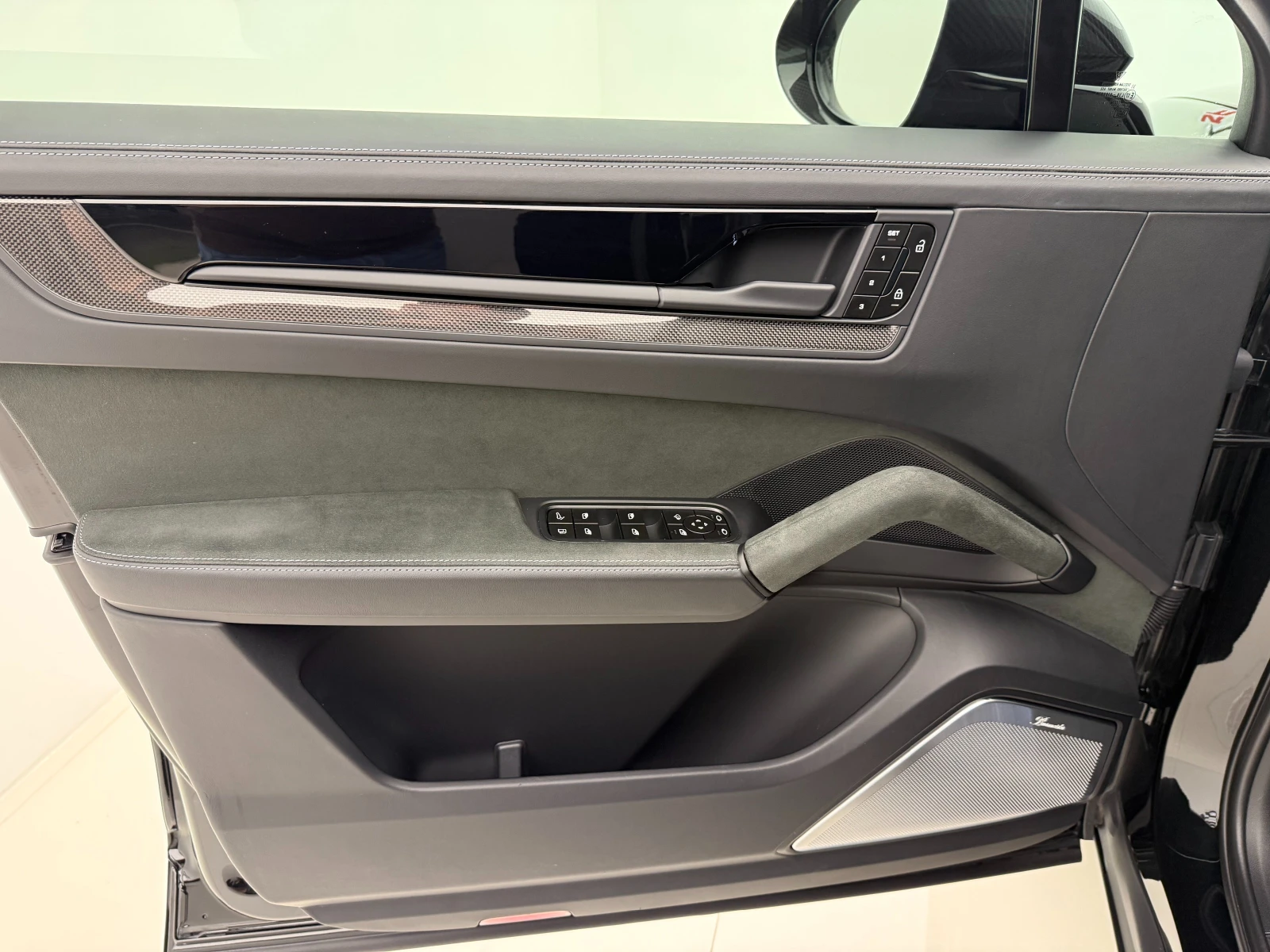 Porsche Cayenne Turbo\E-Hybrid\Coupe\Carbon\Burmester\GT | Mobile.bg � ����������� 13
