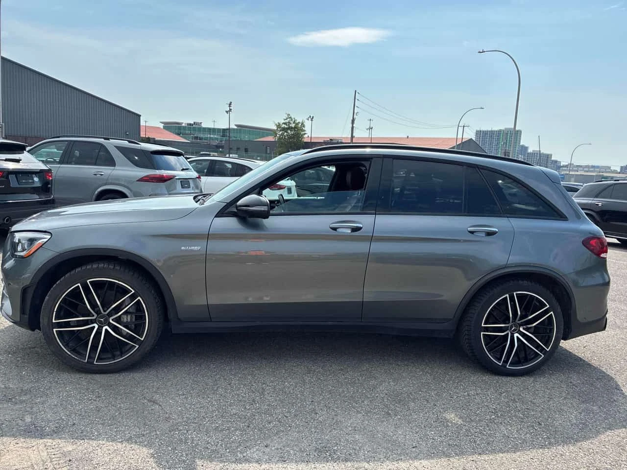 Mercedes-Benz GLC 43 AMG * CARFAX * БЕЗ ПЪРВОНАЧАЛНА ВНОСКА, снимка 2 - Автомобили и джипове - 55474802