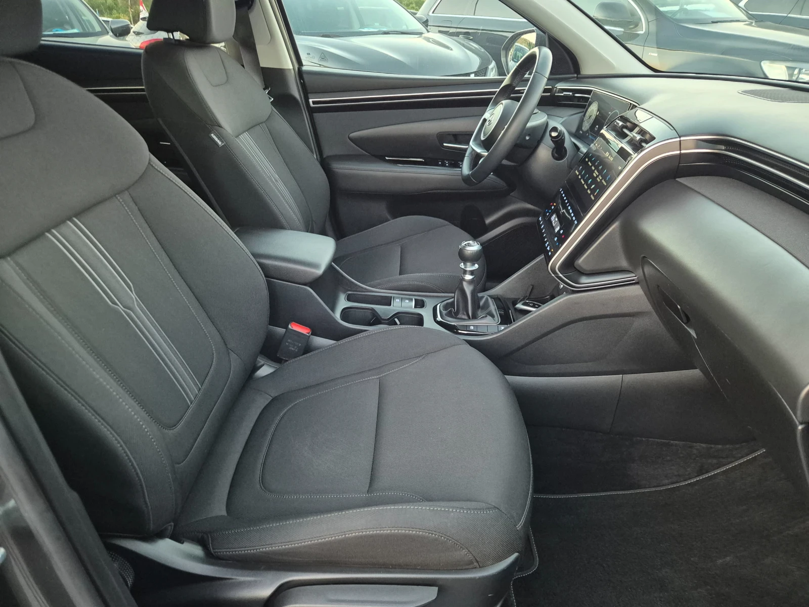 Hyundai Tucson 1.6 CRDI X-Line, снимка 11 - Автомобили и джипове - 55622830