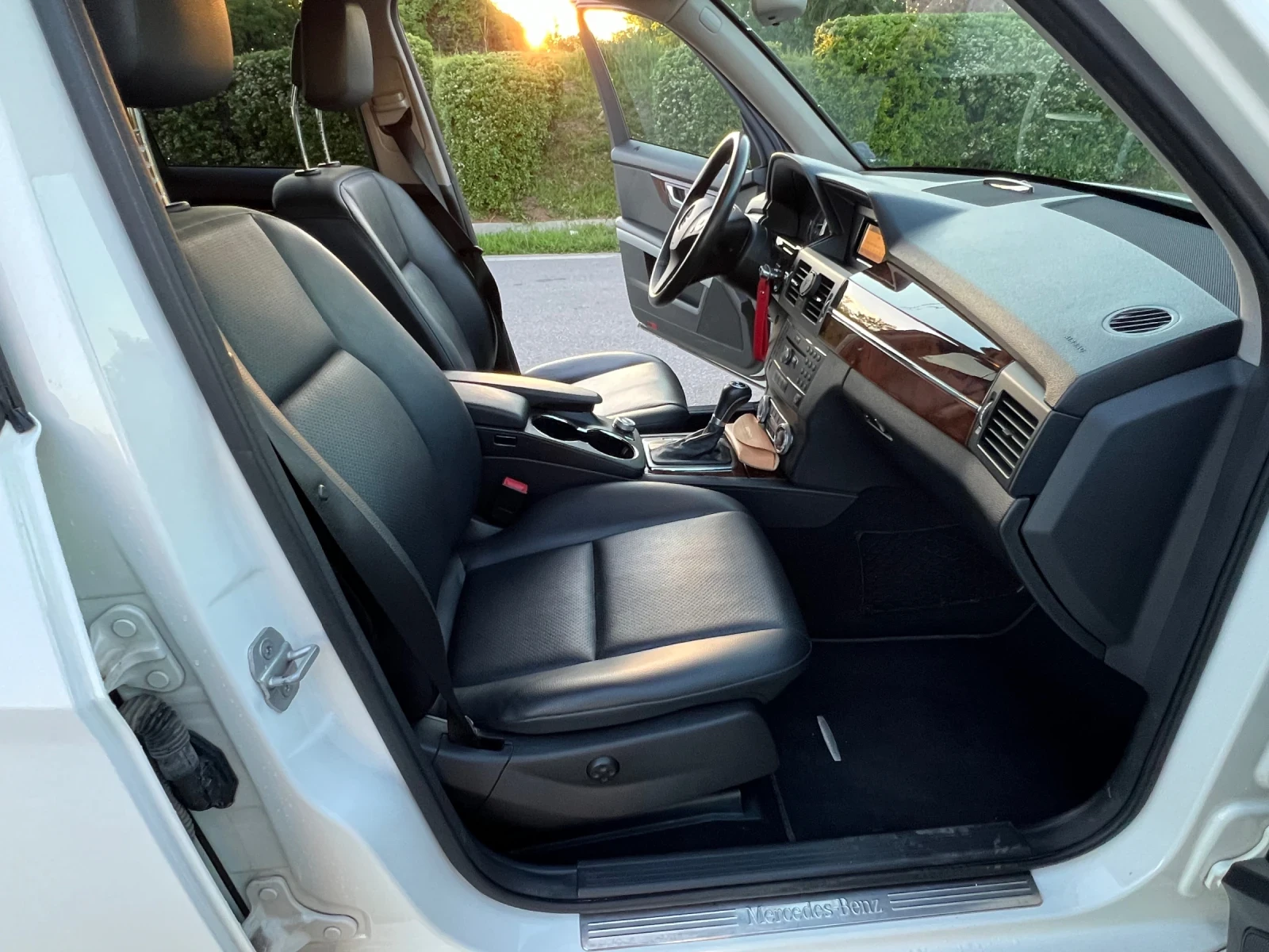 Mercedes-Benz GLK 350 4matic, снимка 15 - Автомобили и джипове - 55971022