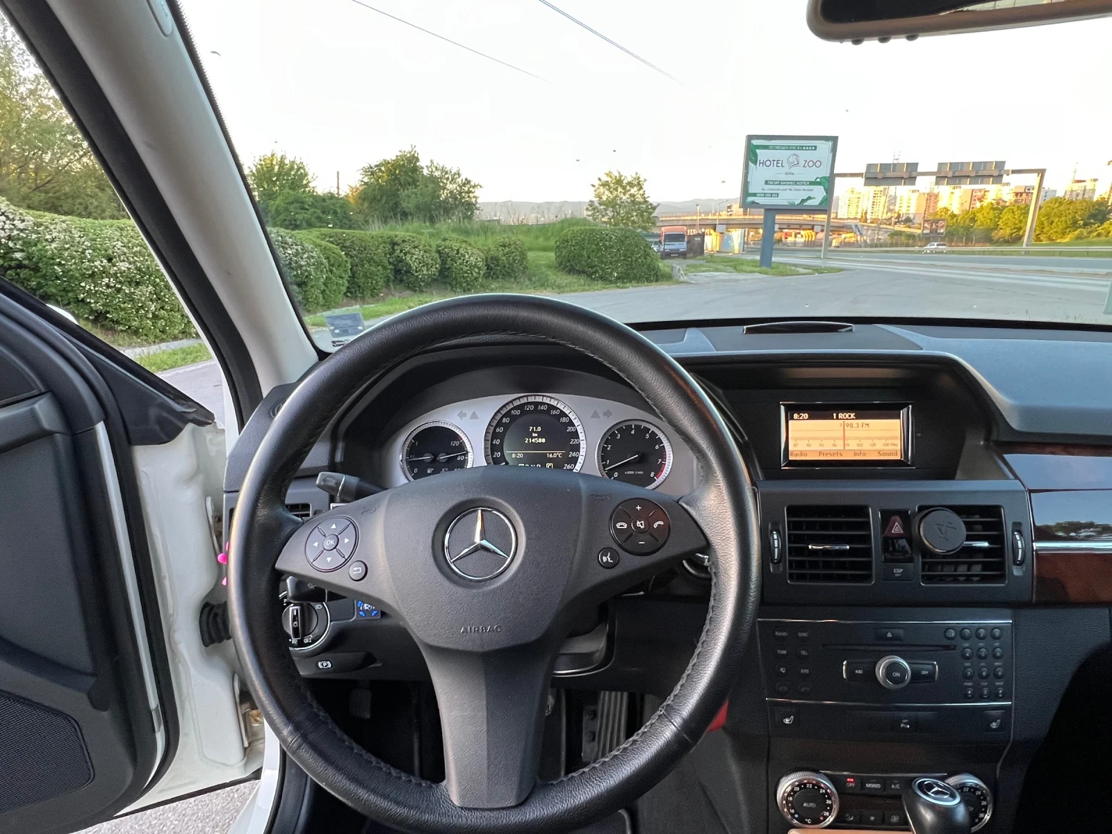 Mercedes-Benz GLK 350 4matic, снимка 16 - Автомобили и джипове - 55971022