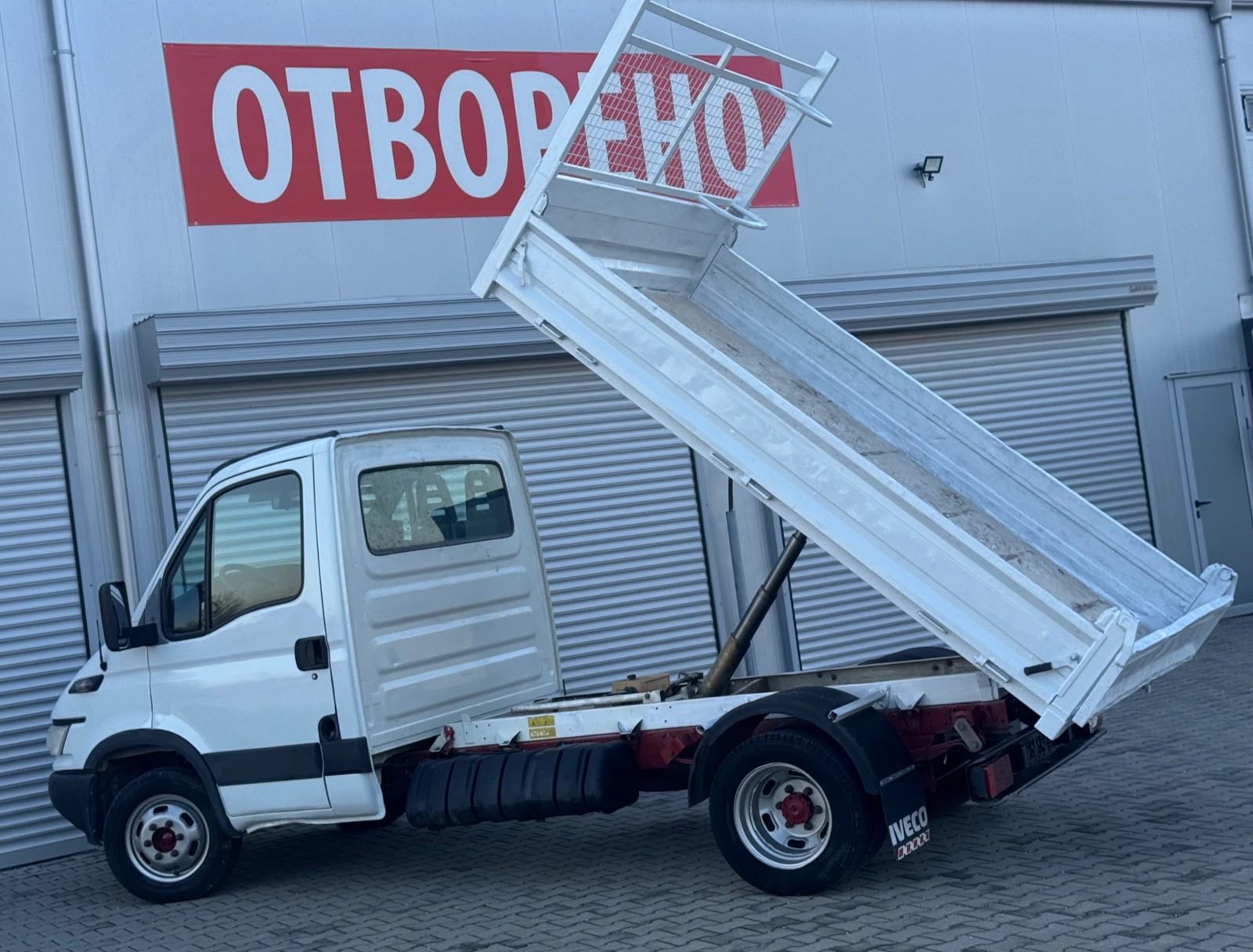 Iveco 35c13 2.8tdi 130ps, 6ск., Вкат., N1, самосвал, 3500кг., , снимка 3 - Бусове и автобуси - 53882754