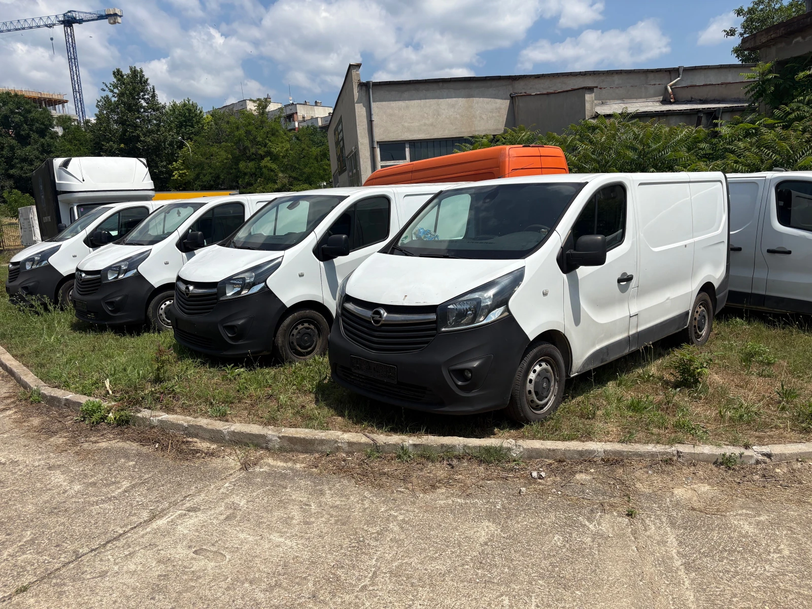 Opel Vivaro Klima Navi, снимка 7 - Бусове и автобуси - 55746451
