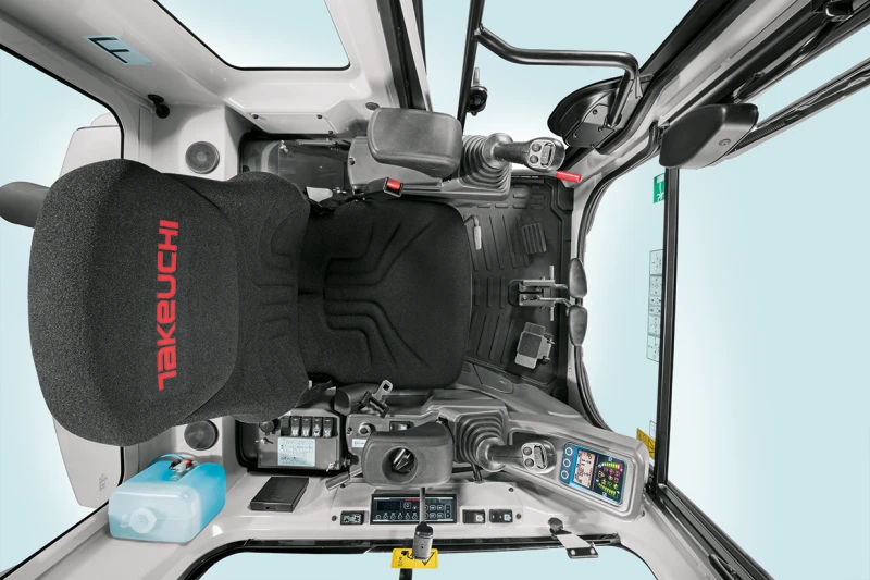 Багер Takeuchi TB225, снимка 4 - Индустриална техника - 50789615