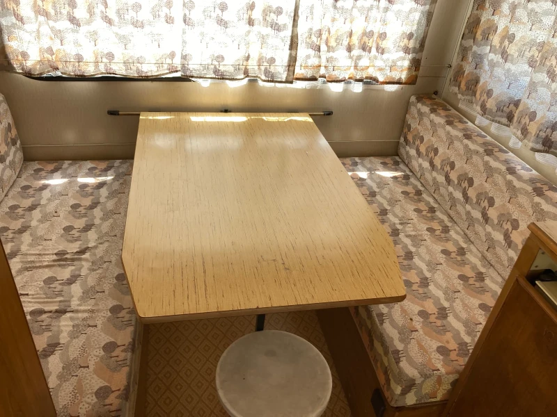 Каравана Adria Adria, снимка 5 - Каравани и кемпери - 51076385