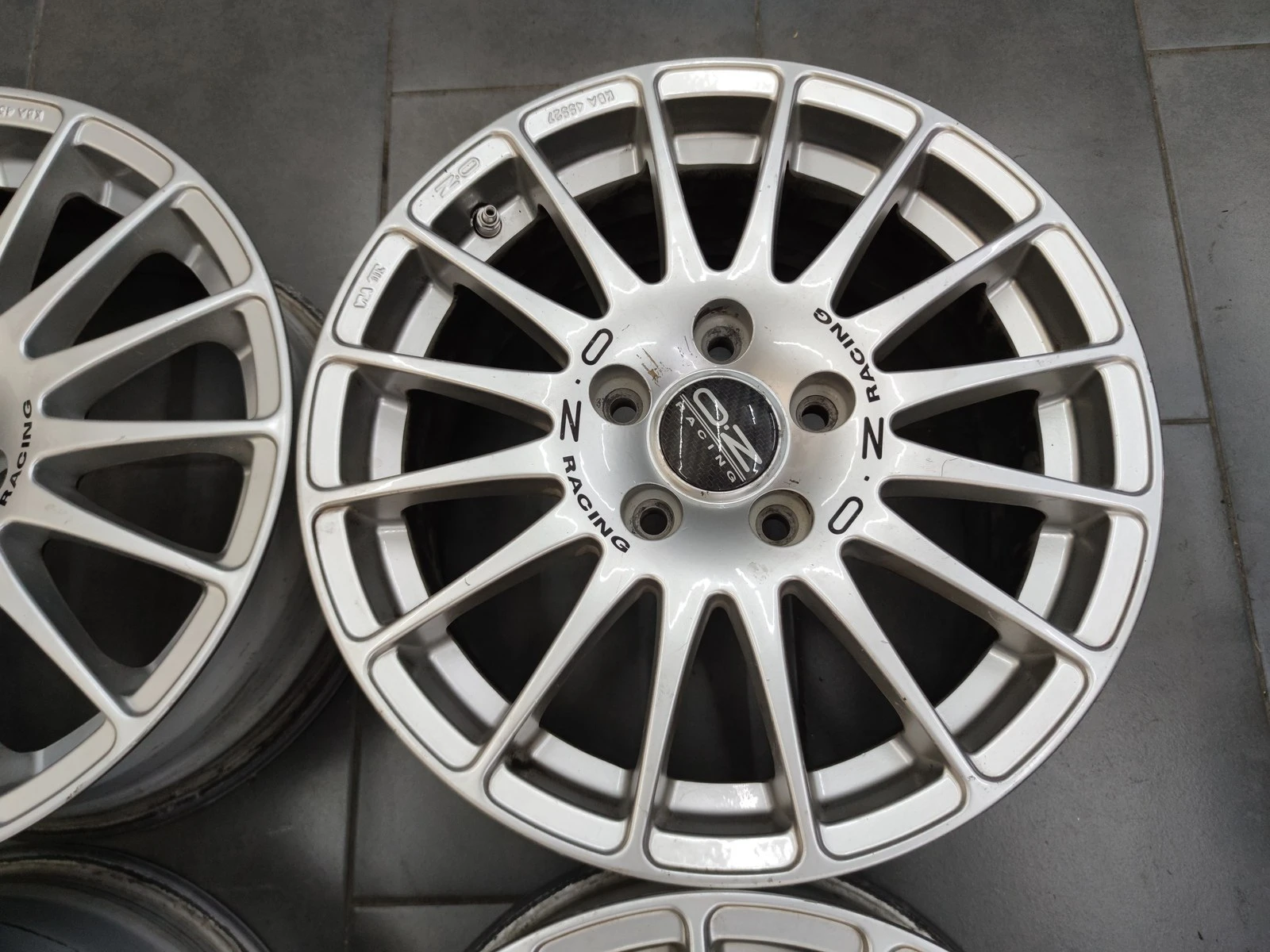 Джанти за Audi, снимка 6 - Гуми и джанти - 56716475